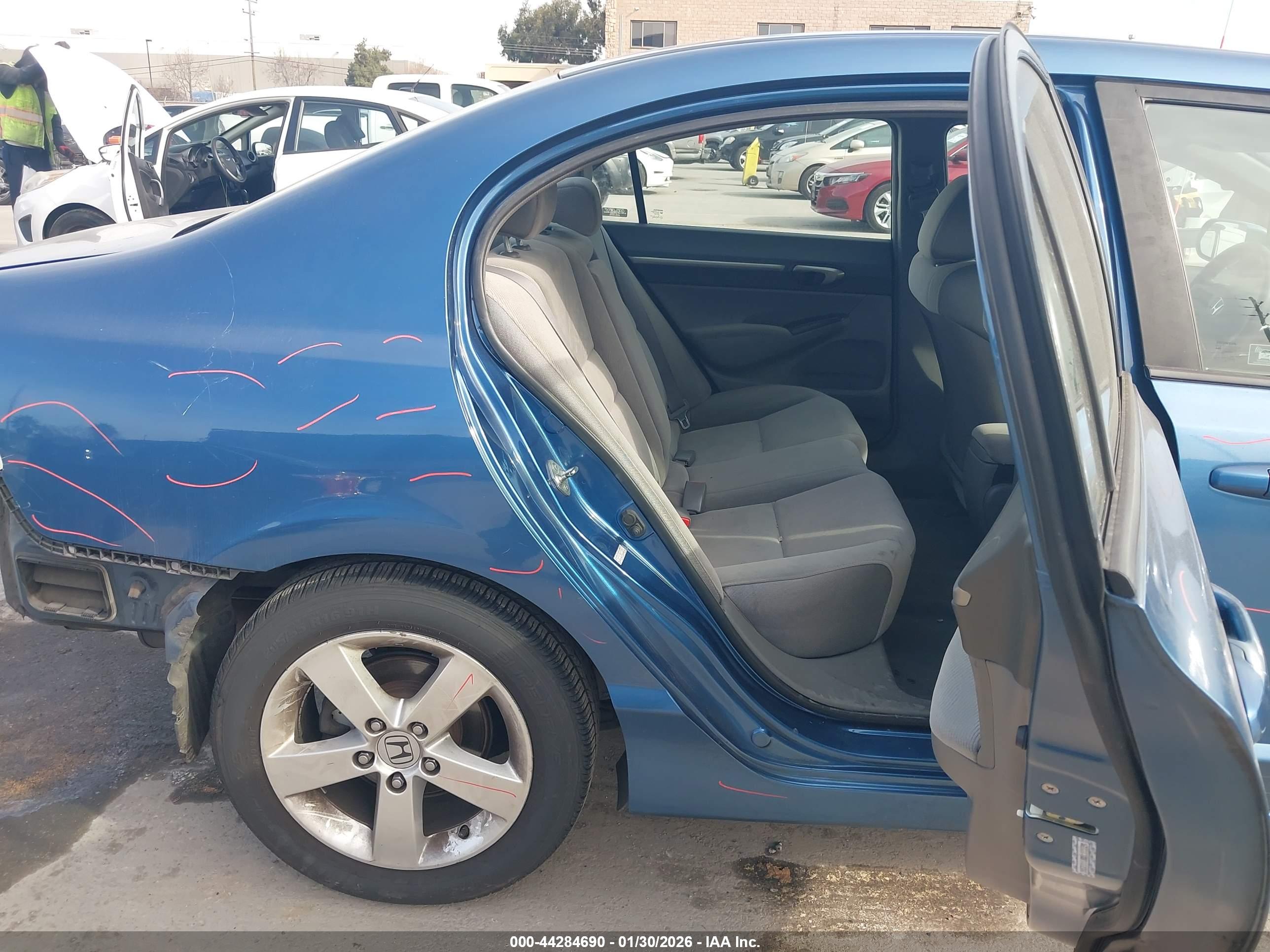 HONDA CIVIC image 8