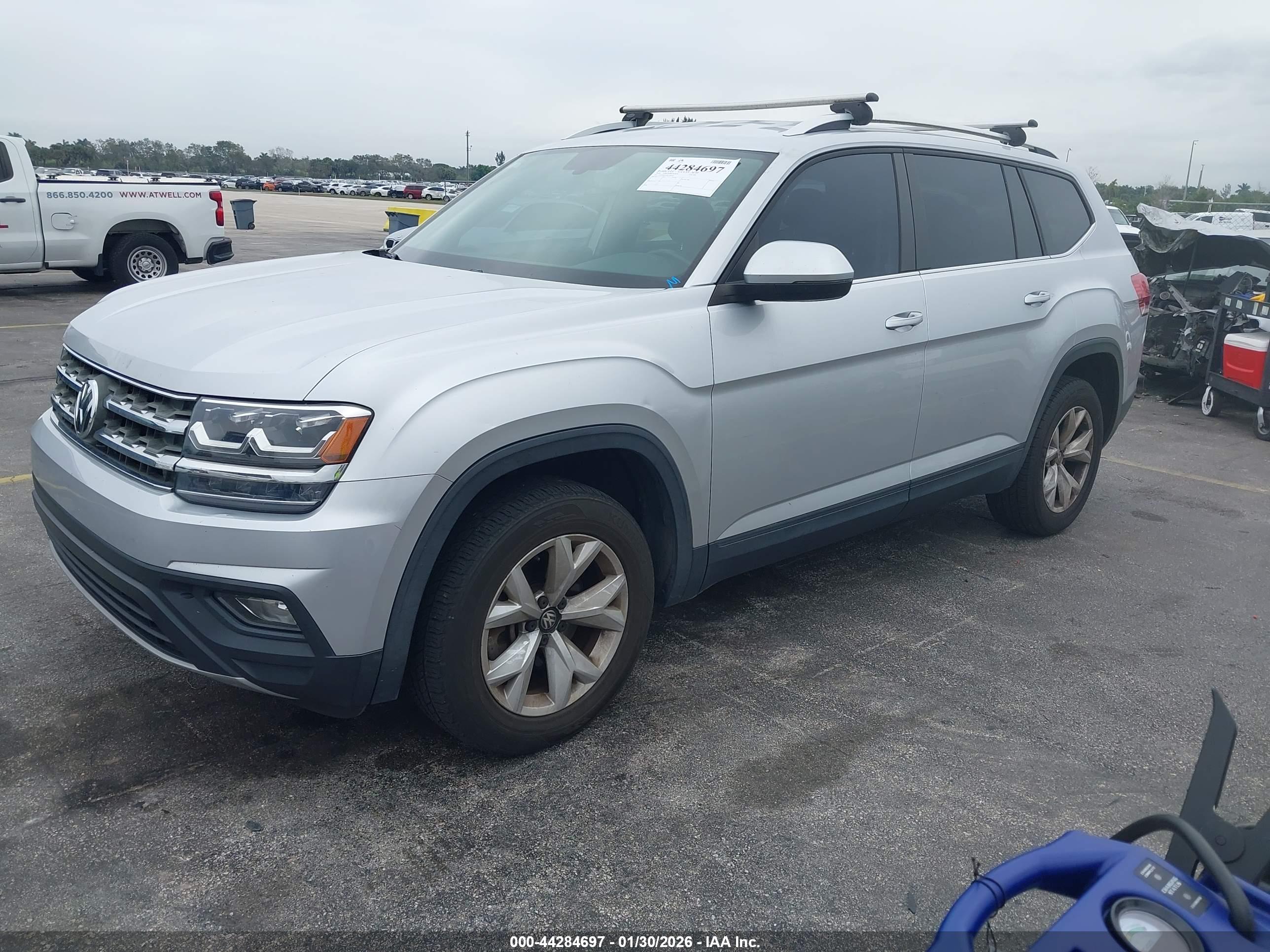 VOLKSWAGEN ATLAS image 2