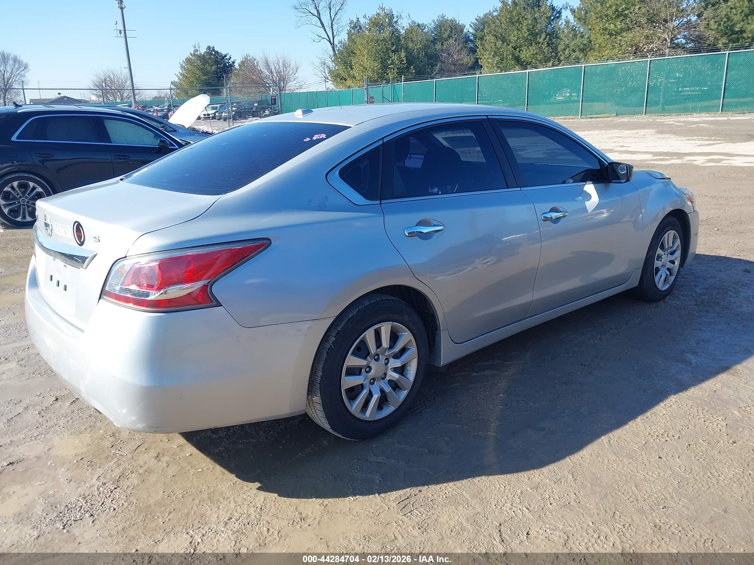 NISSAN ALTIMA image 4