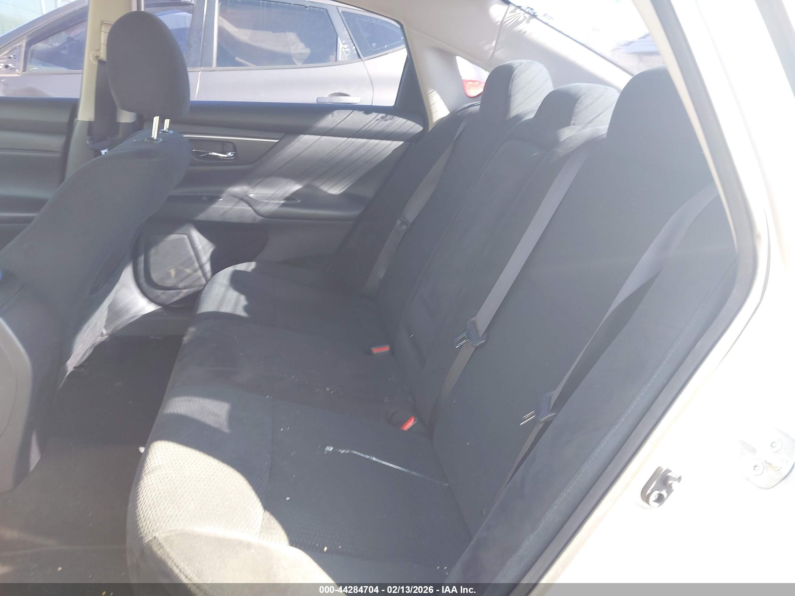 NISSAN ALTIMA image 8
