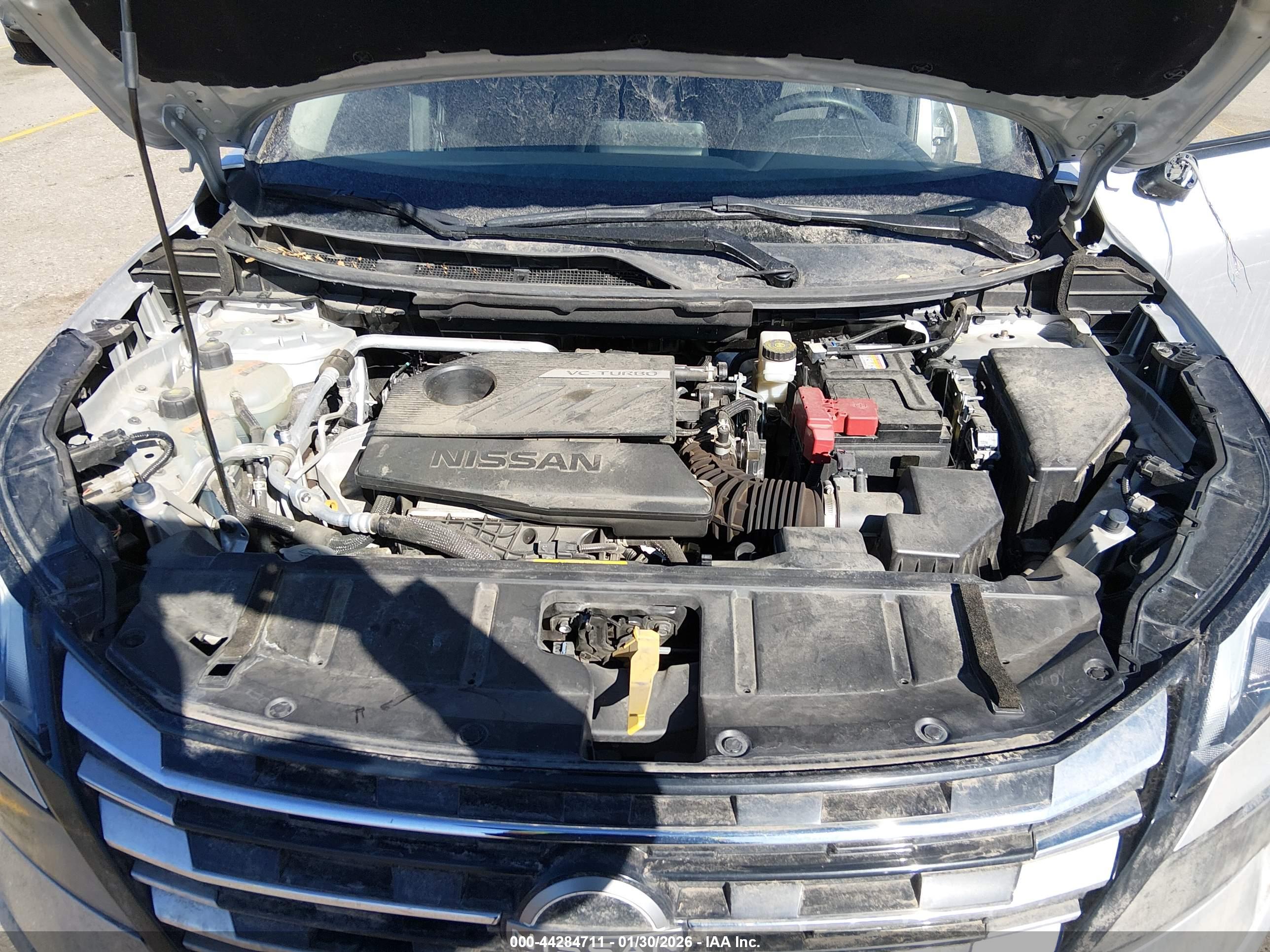 NISSAN ROGUE image 10