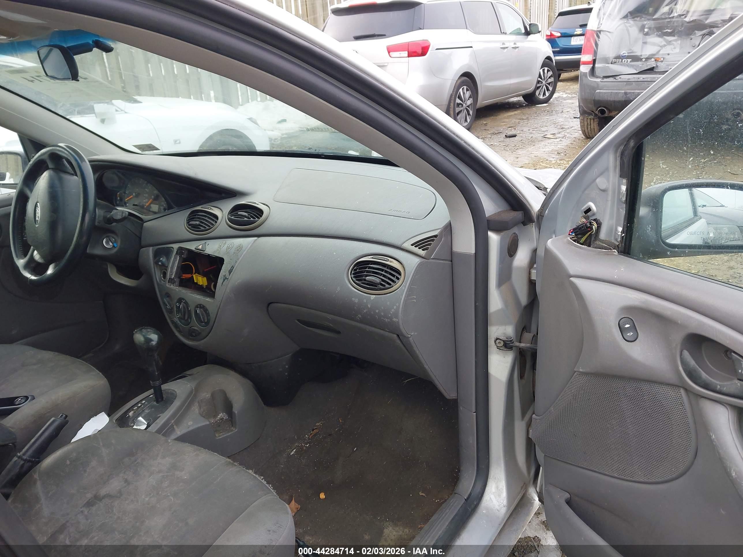 FORD FOCUS image 5