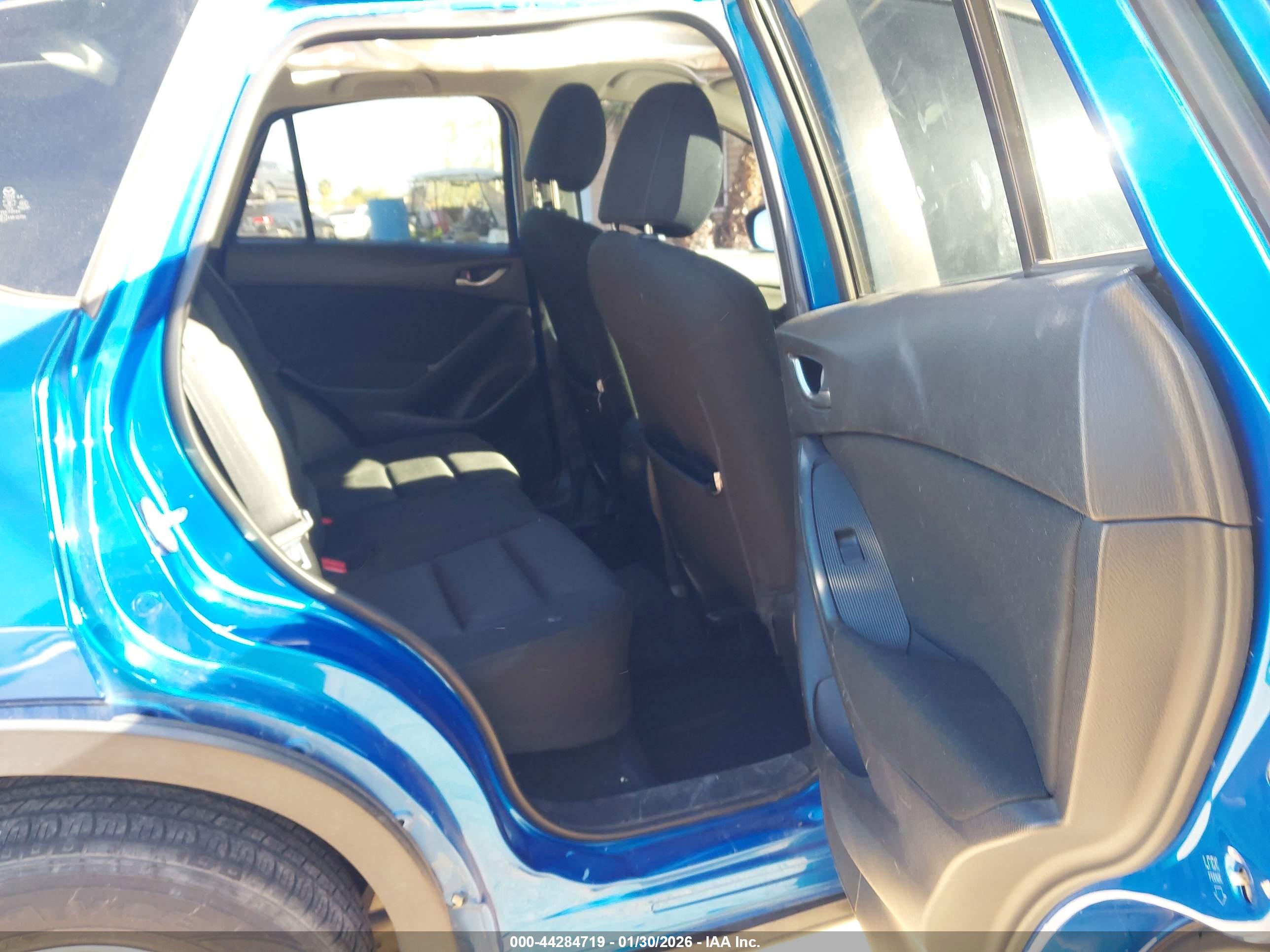 MAZDA CX-5 image 8