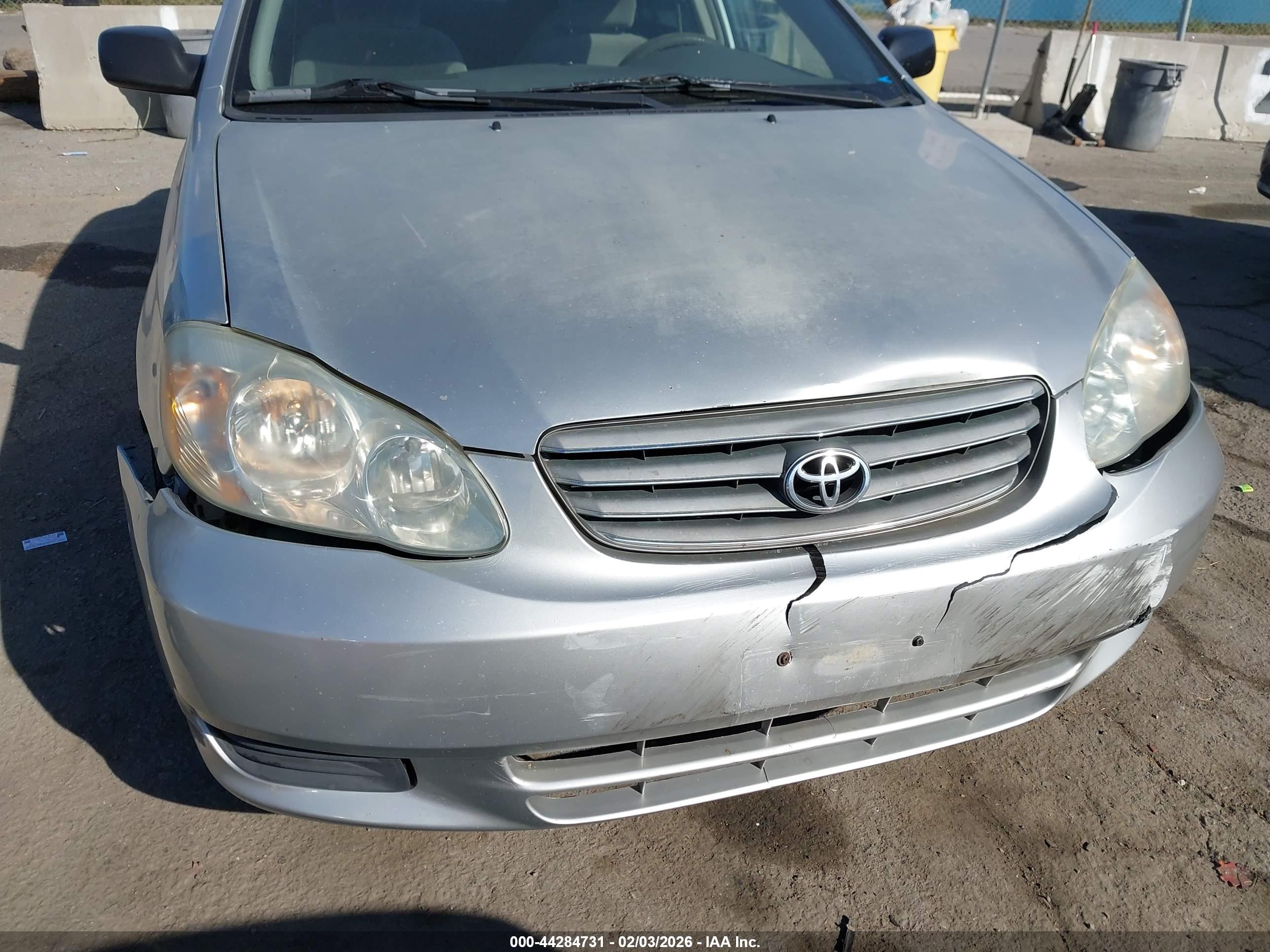 TOYOTA COROLLA image 6