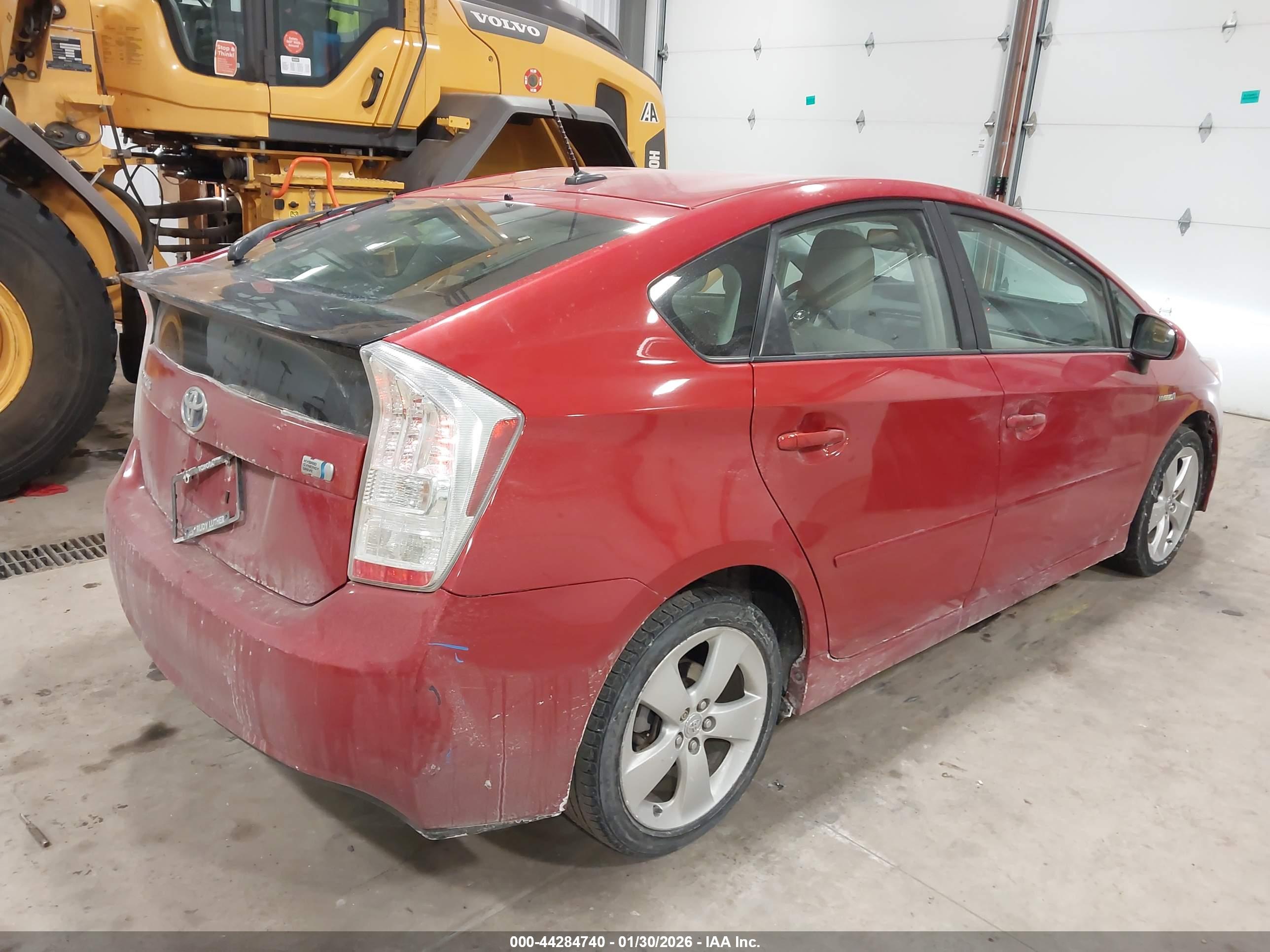TOYOTA PRIUS image 4