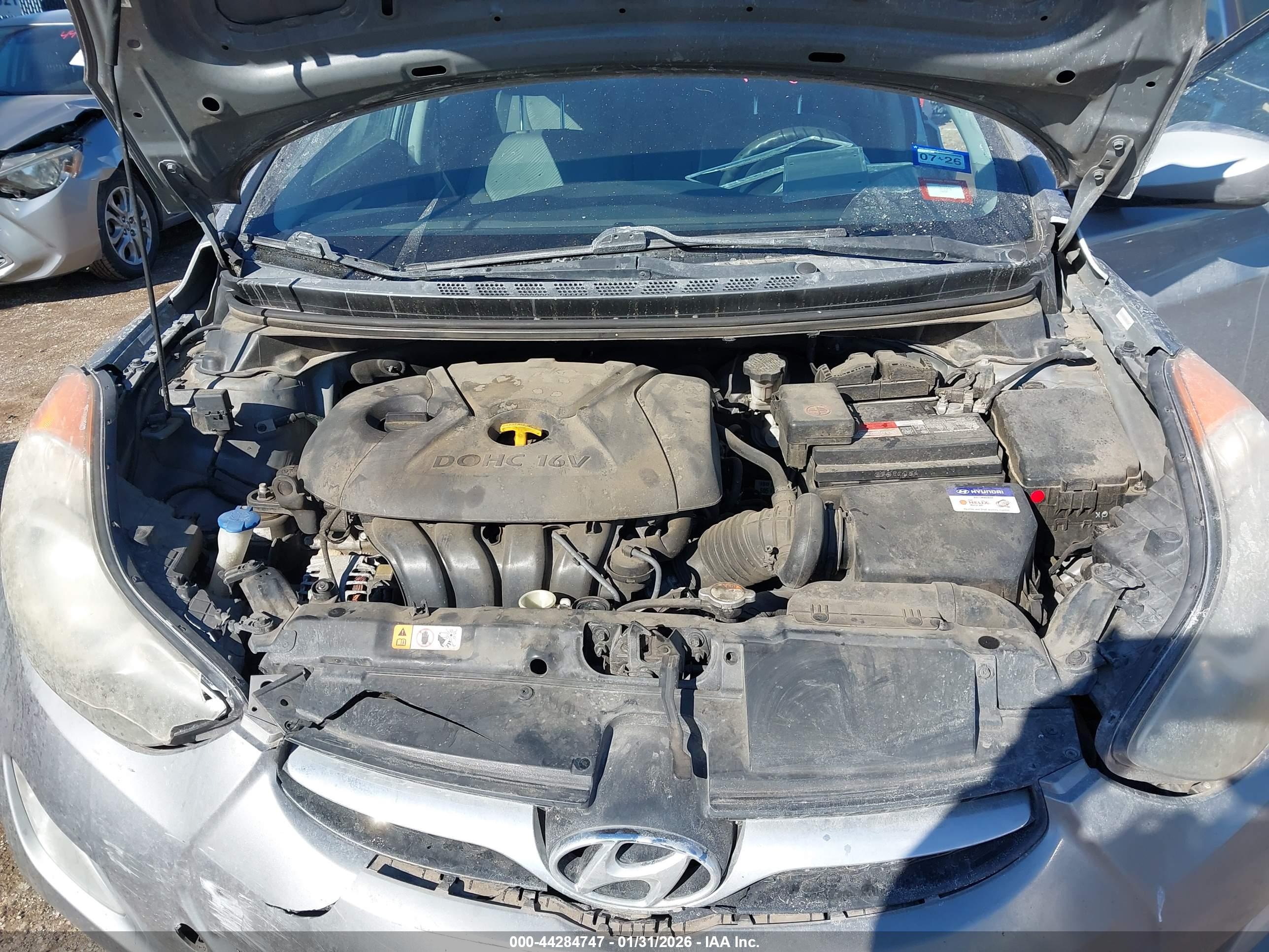 HYUNDAI ELANTRA image 10