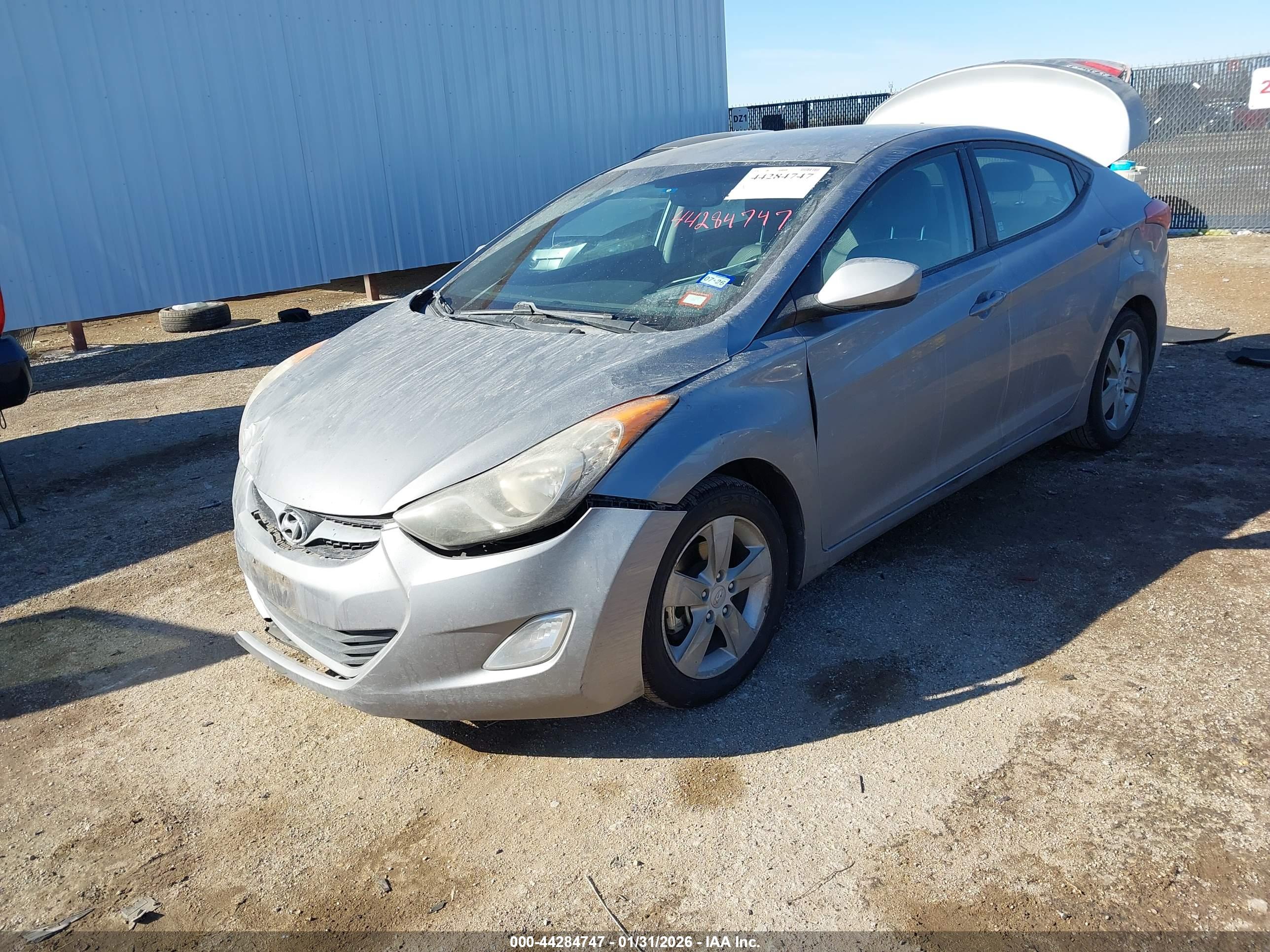 HYUNDAI ELANTRA image 2