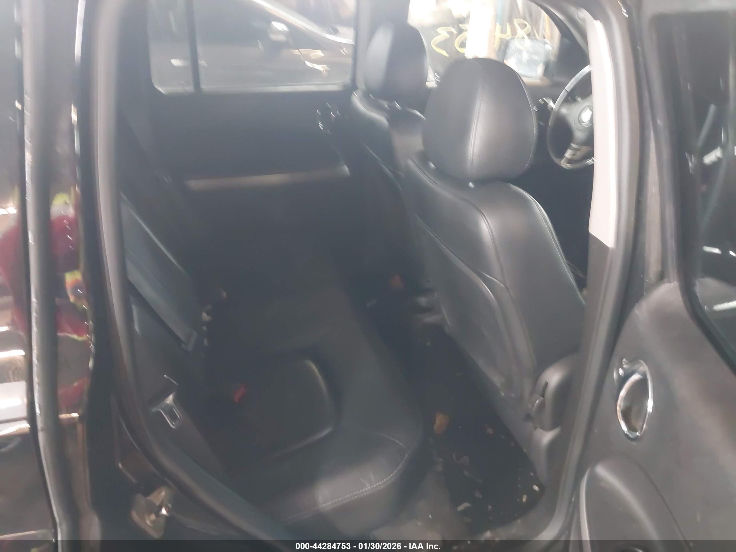 CHEVROLET HHR image 8