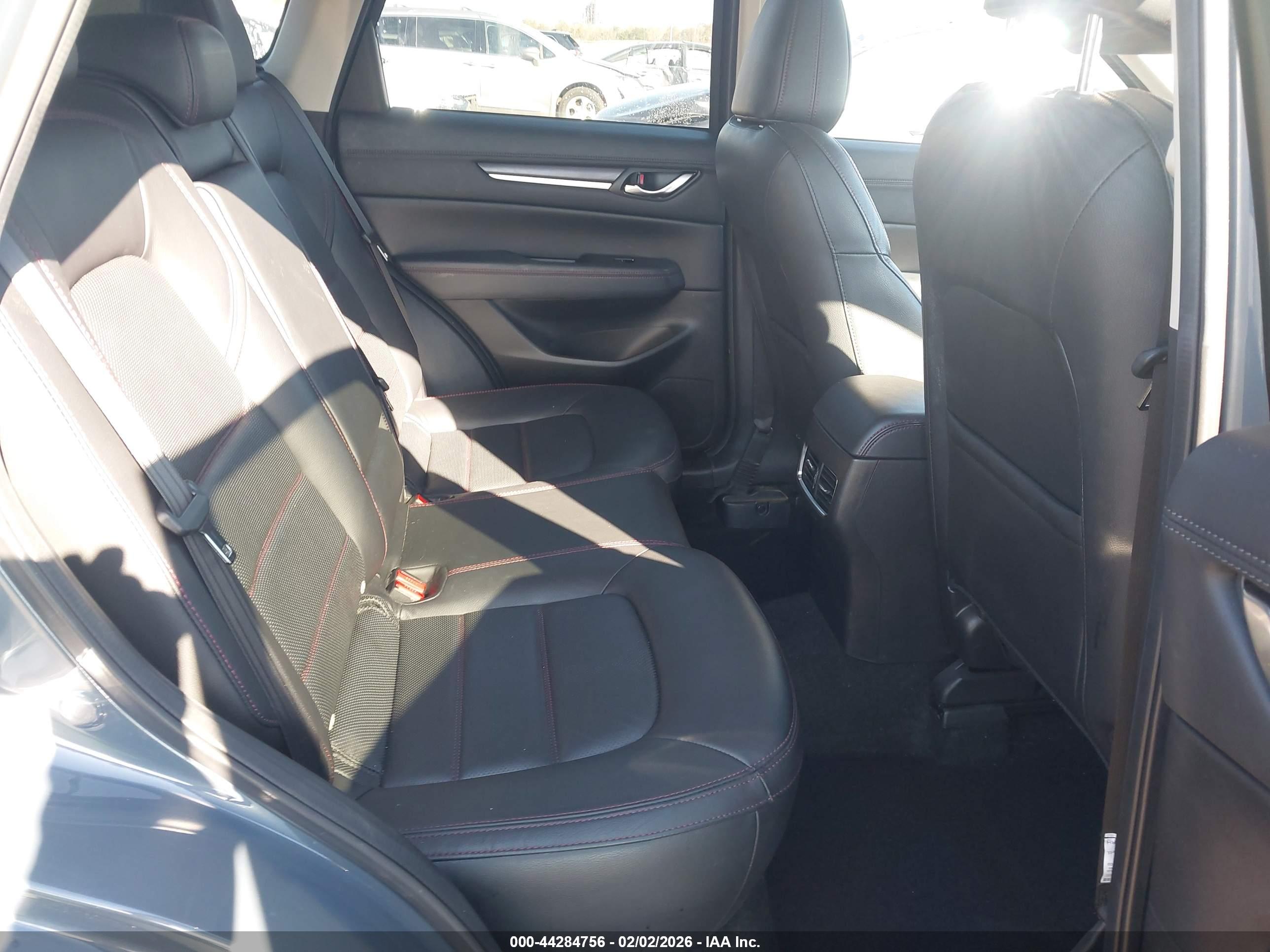 MAZDA CX-5 image 8