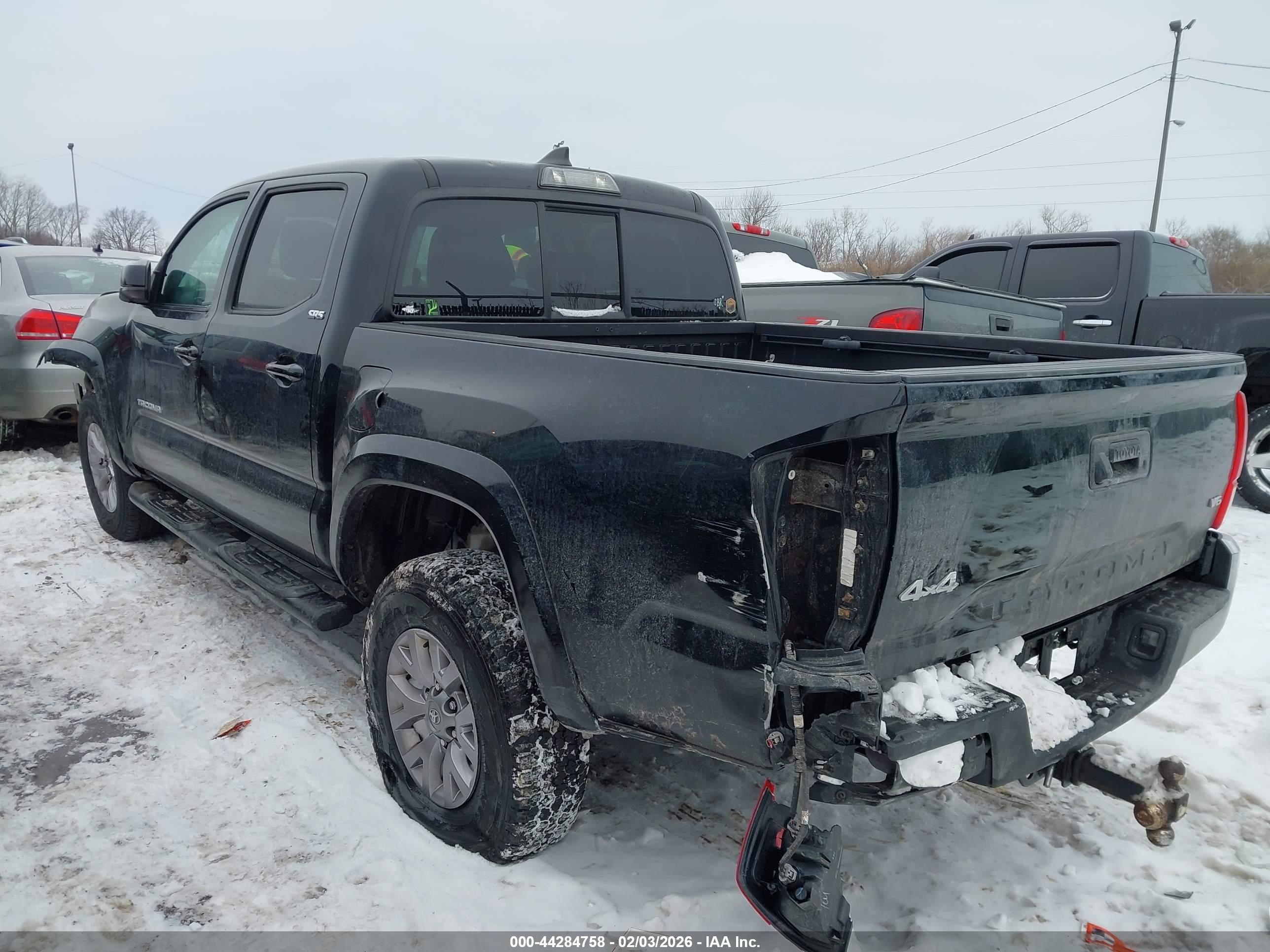 TOYOTA TACOMA image 3