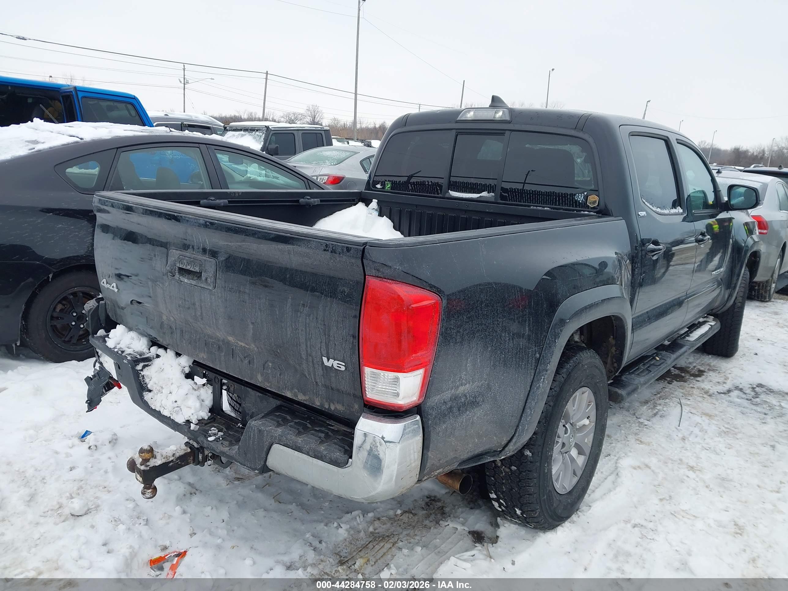 TOYOTA TACOMA image 4