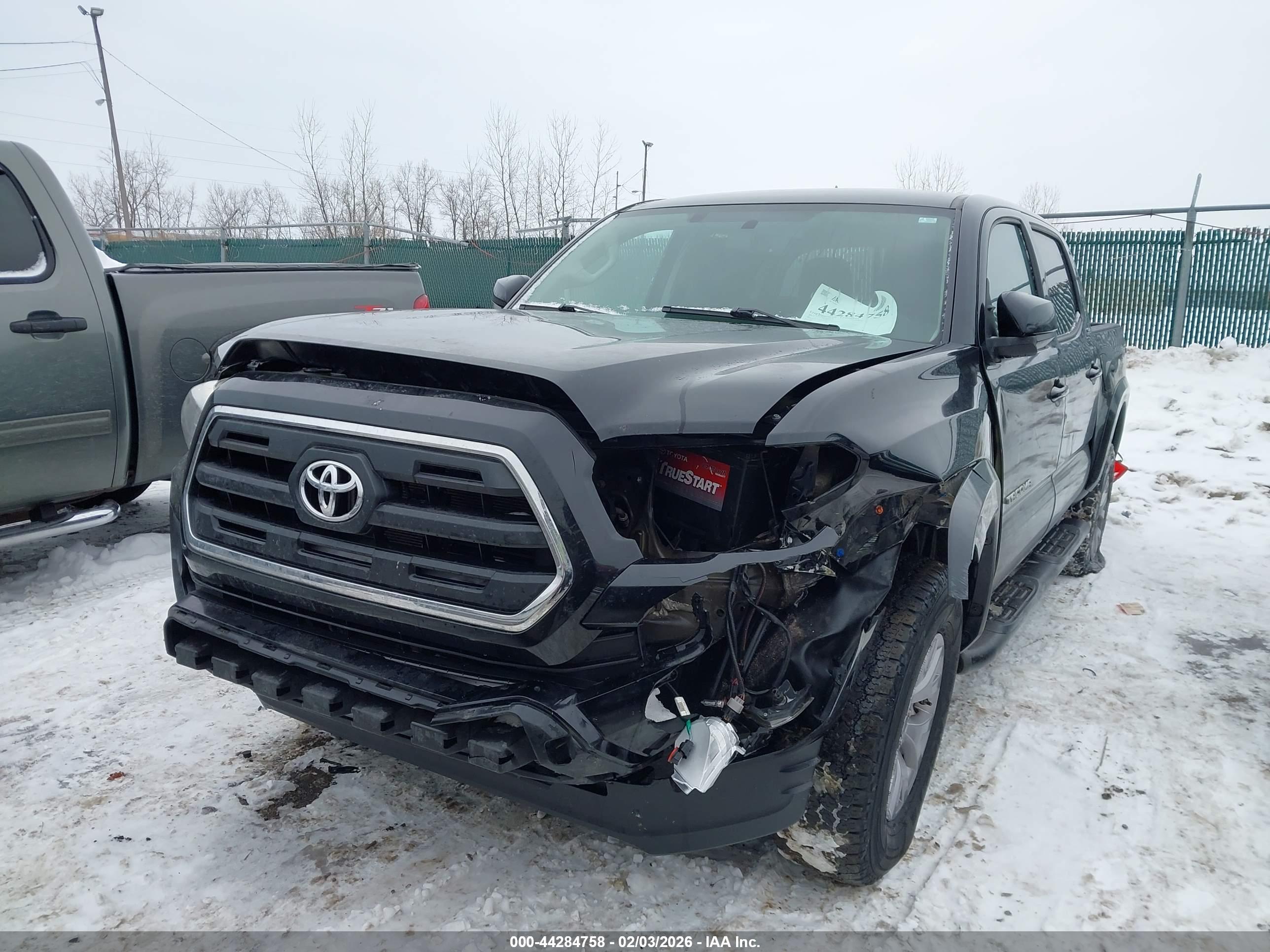 TOYOTA TACOMA image 6