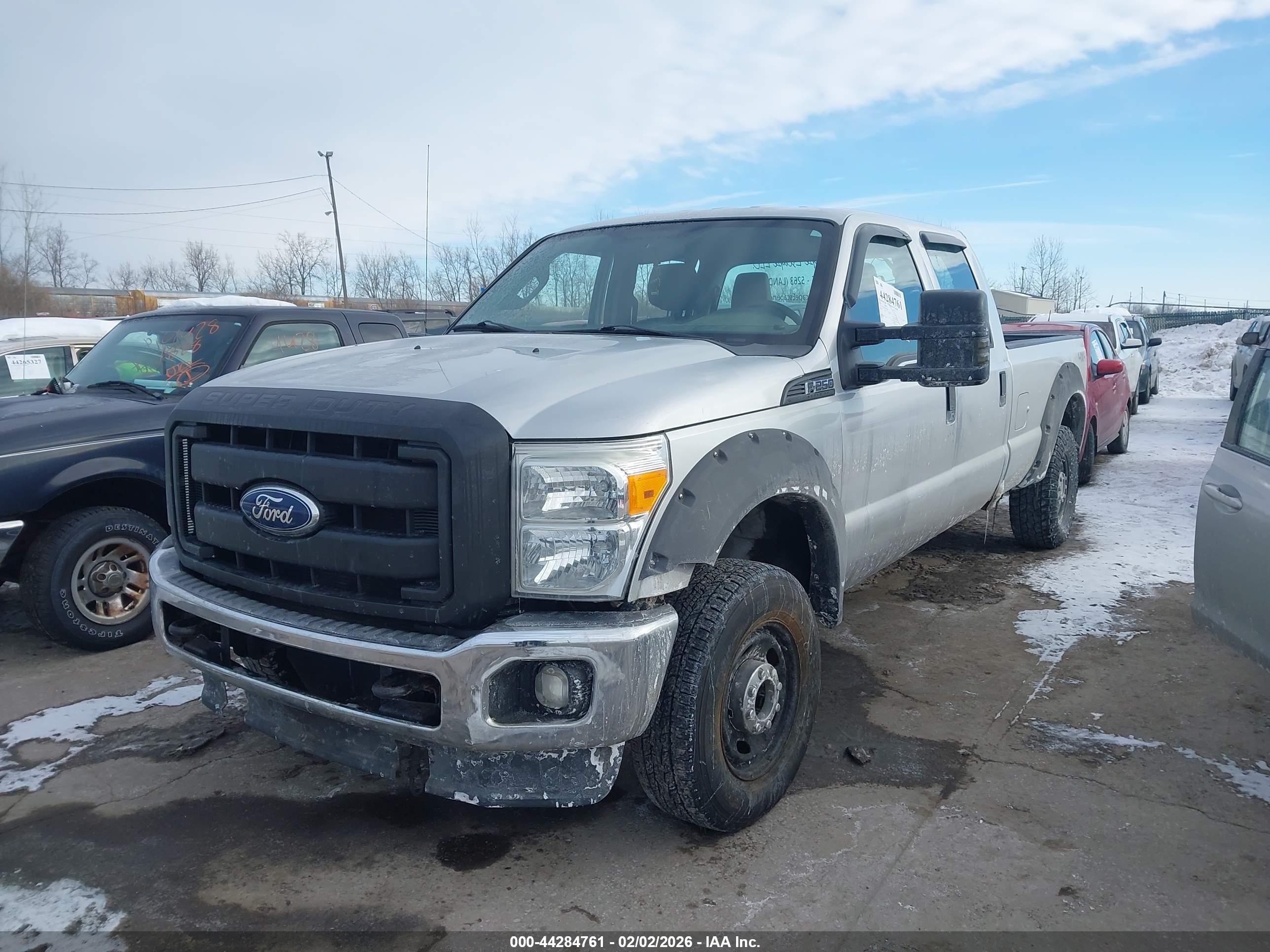 FORD F-250 image 2