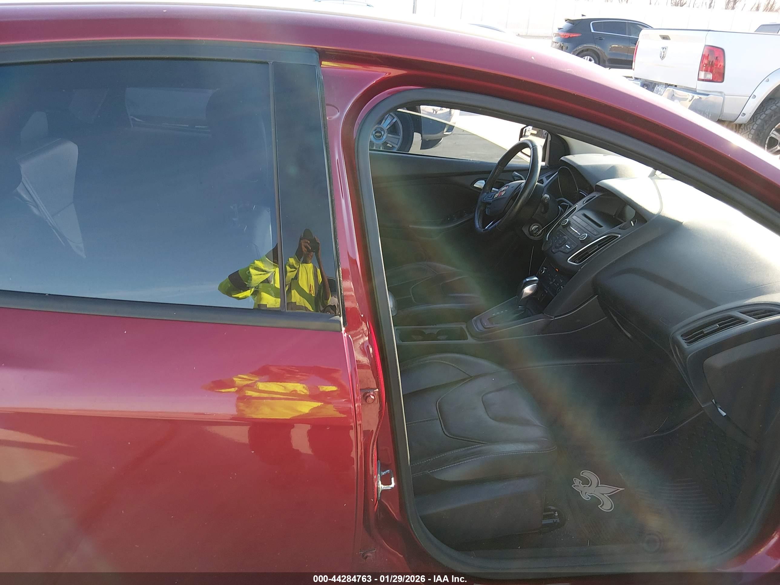 FORD FOCUS image 5