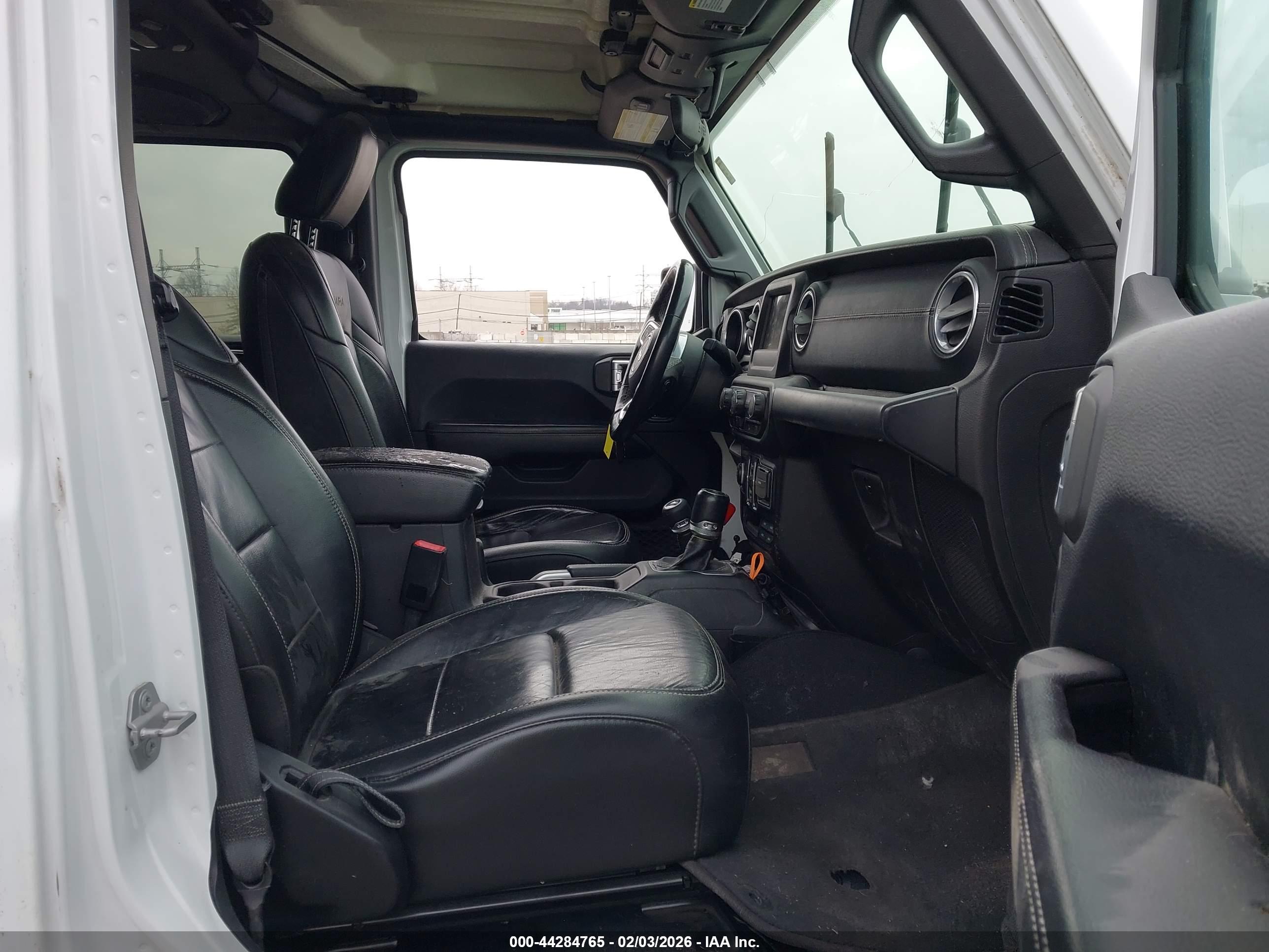 JEEP WRANGLER image 5