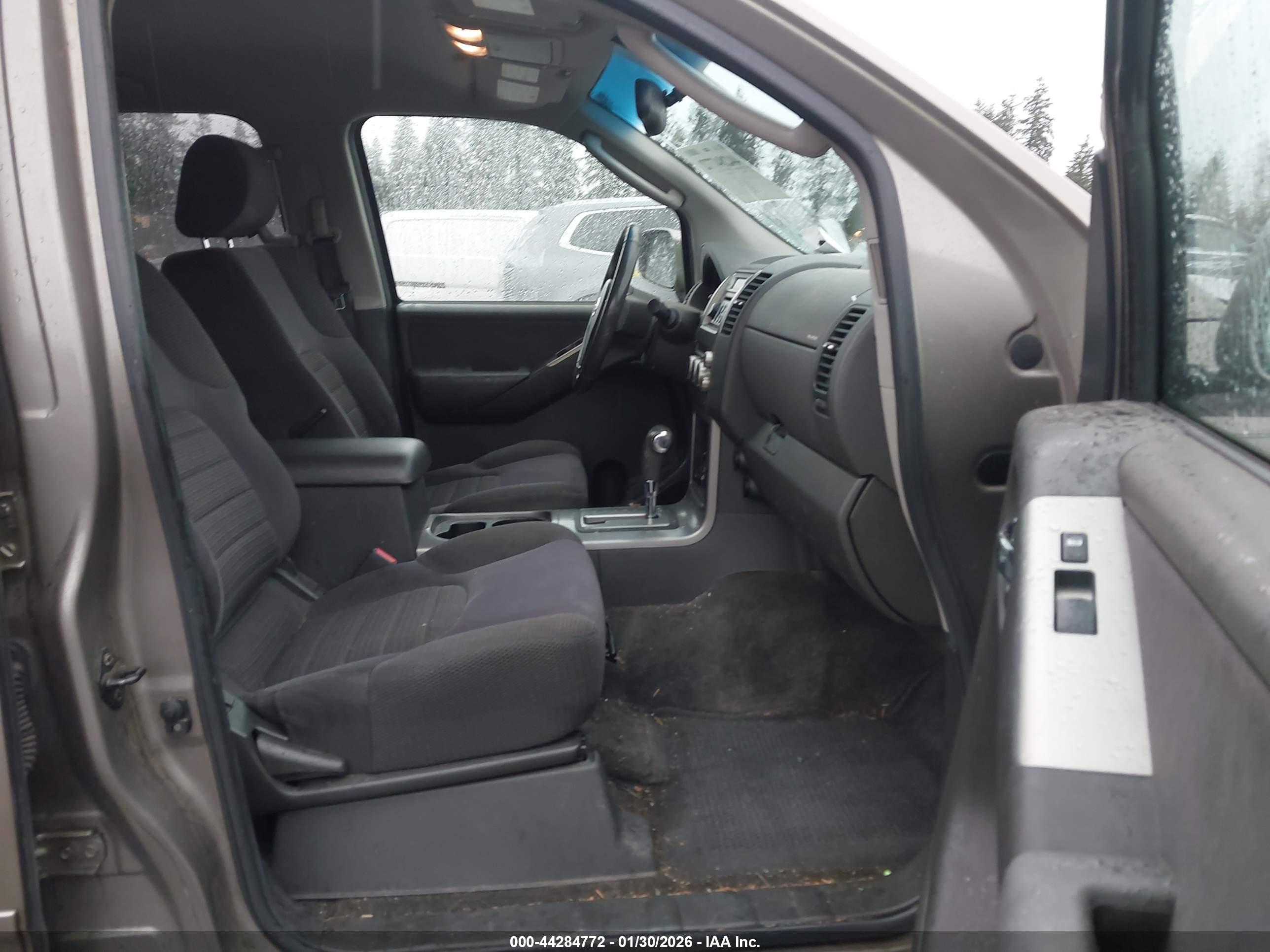NISSAN PATHFINDER image 5