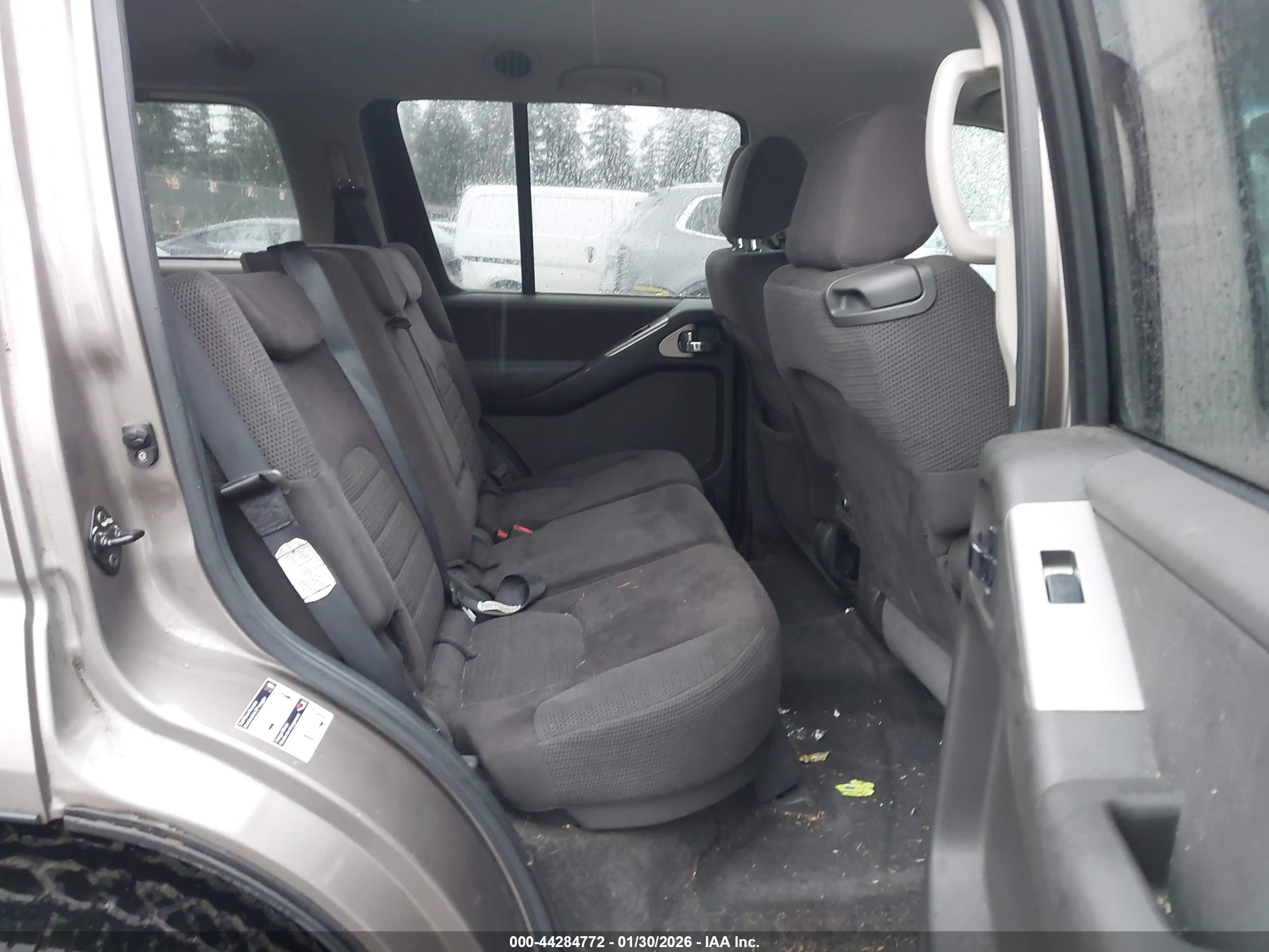 NISSAN PATHFINDER image 8