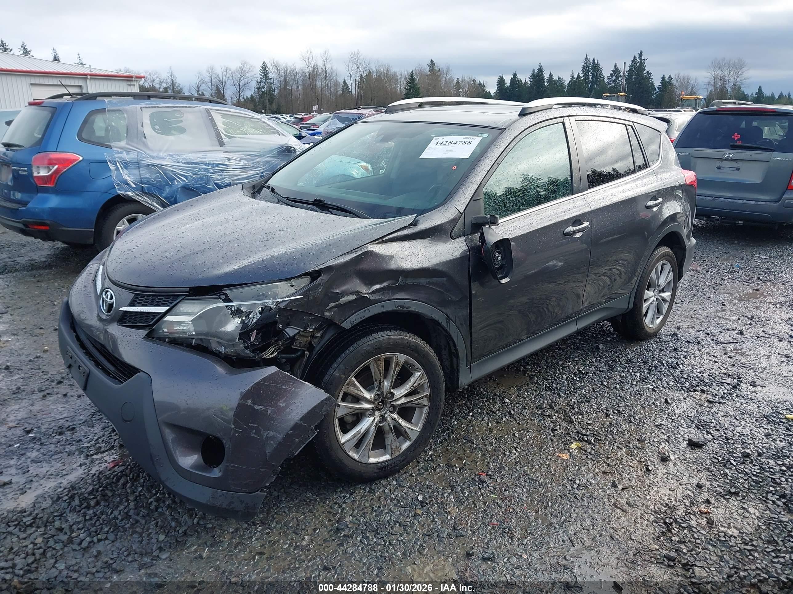 TOYOTA RAV4 image 2