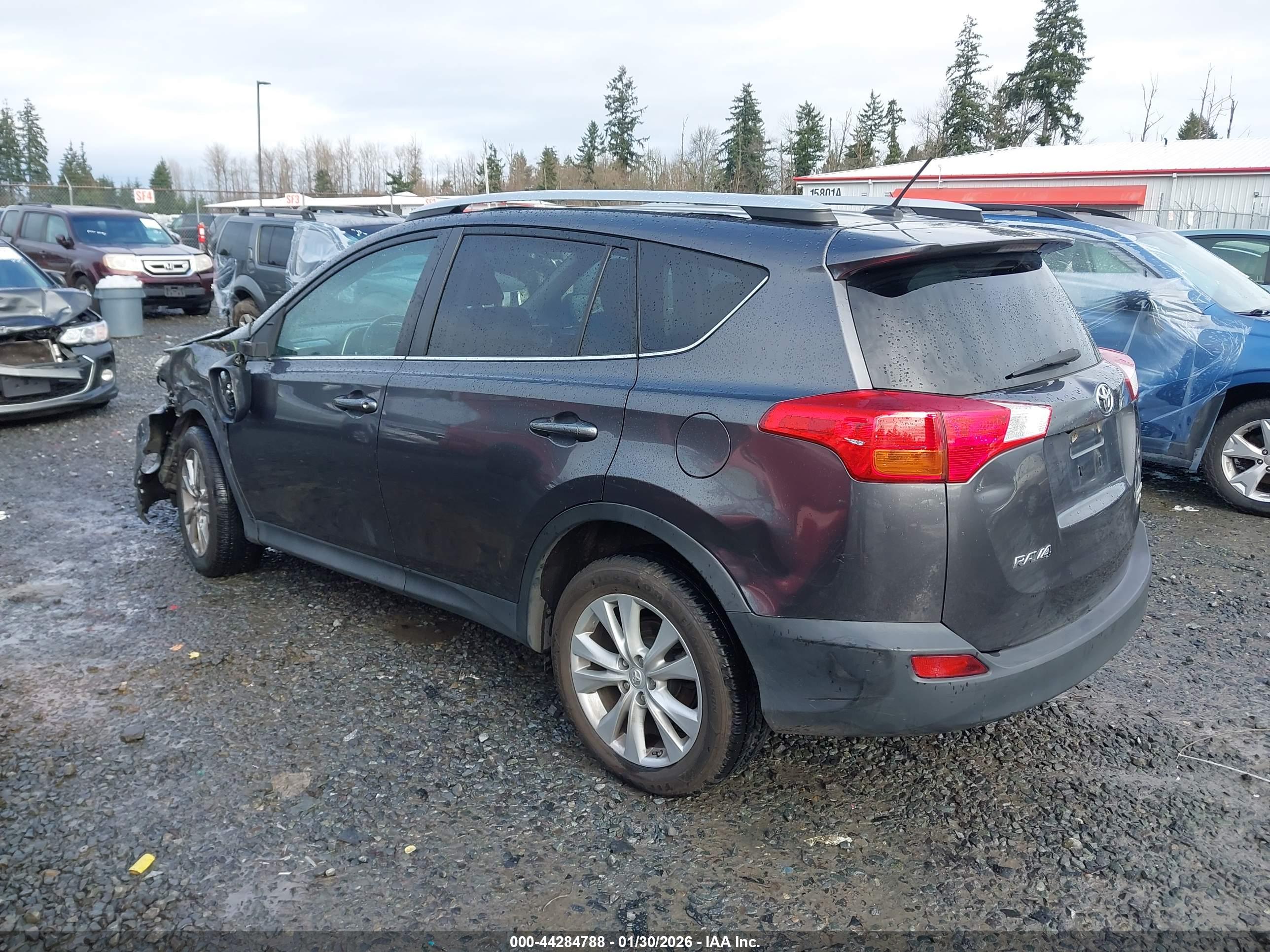 TOYOTA RAV4 image 3