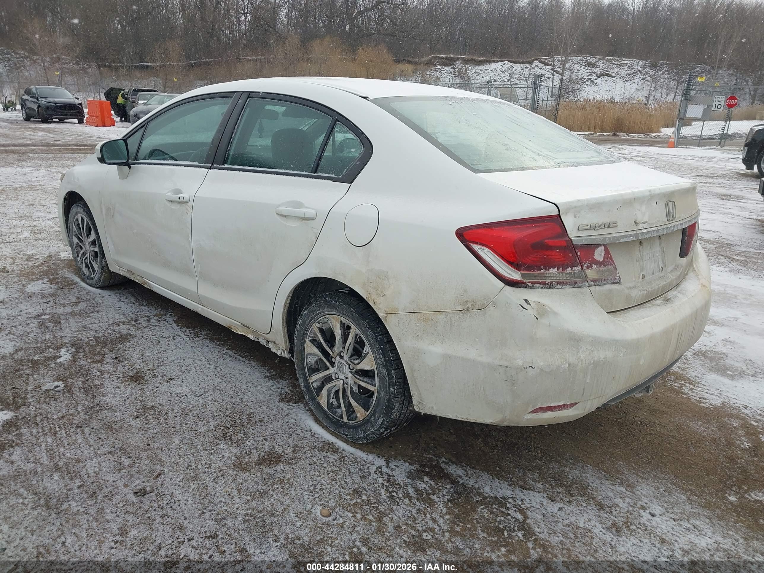 HONDA CIVIC image 3