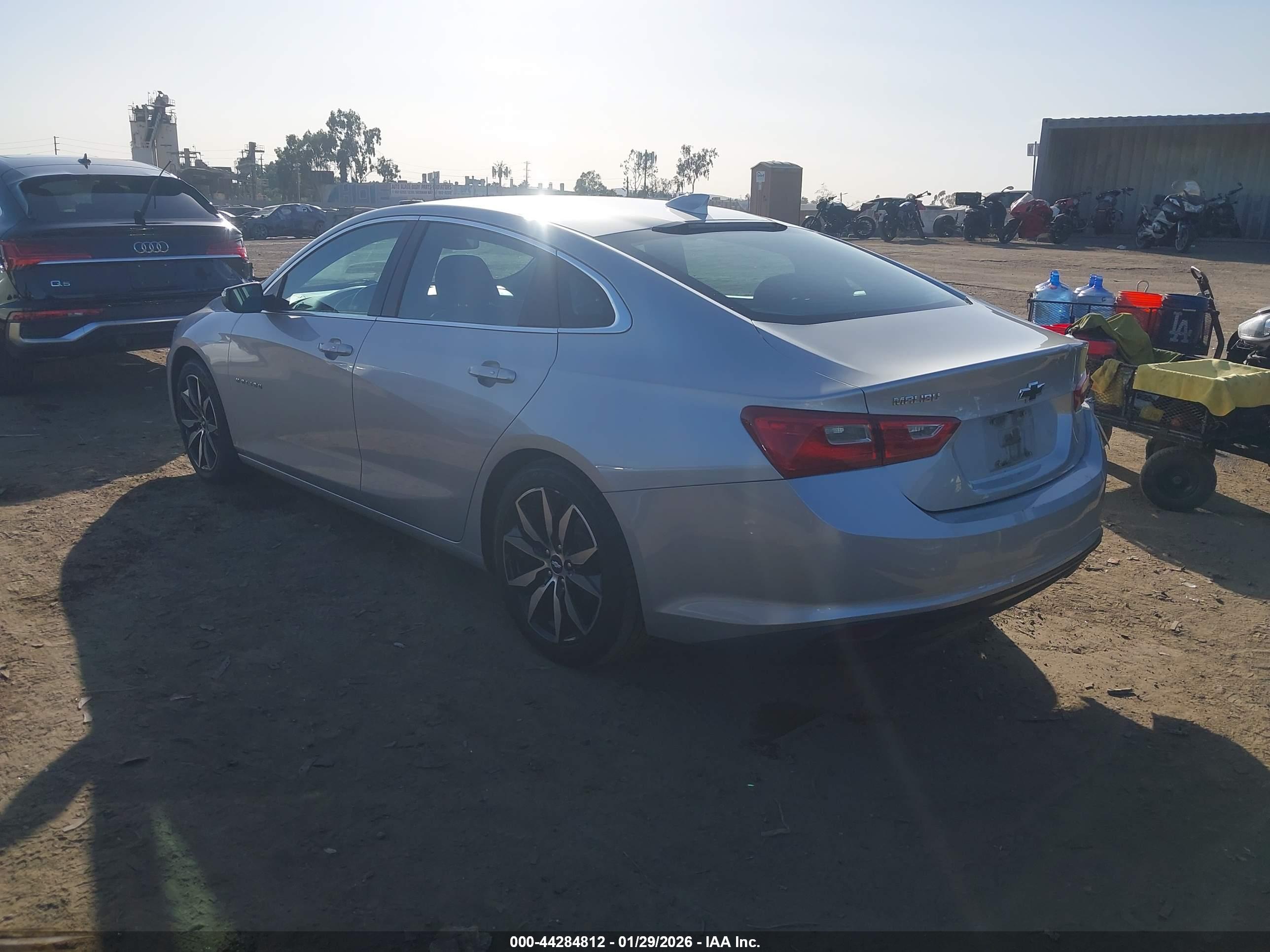 CHEVROLET MALIBU image 3