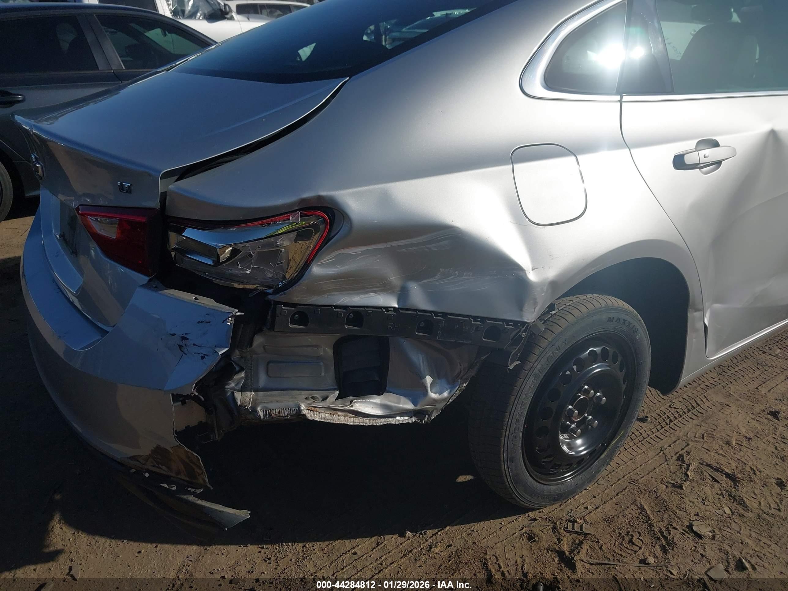 CHEVROLET MALIBU image 6