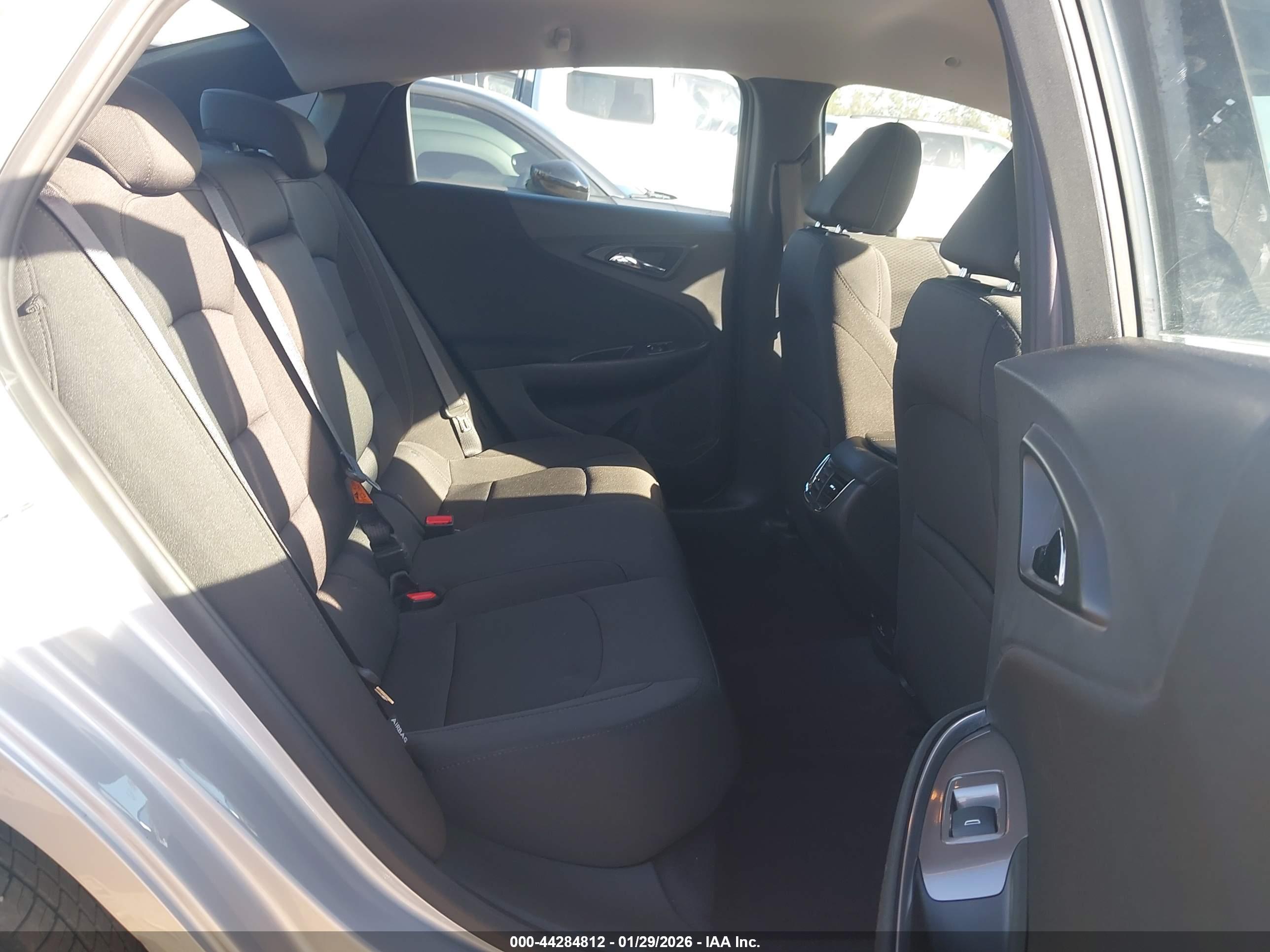 CHEVROLET MALIBU image 8
