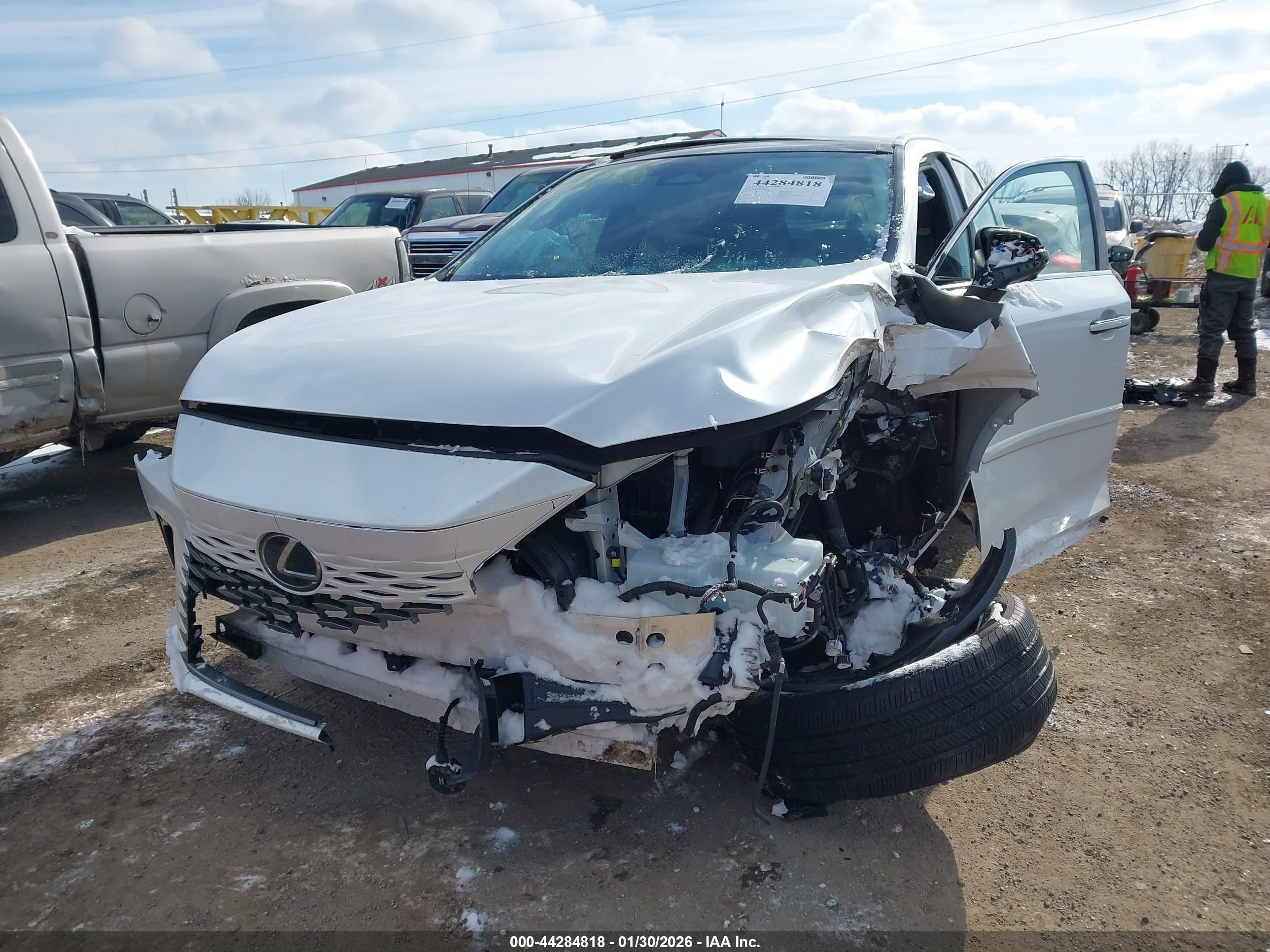 LEXUS RX image 2
