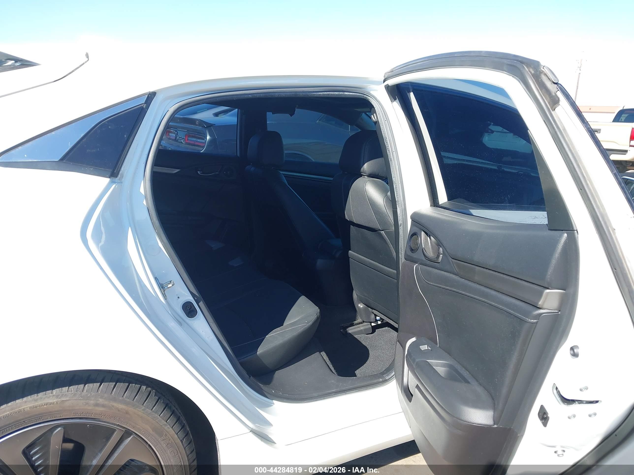 HONDA CIVIC image 8