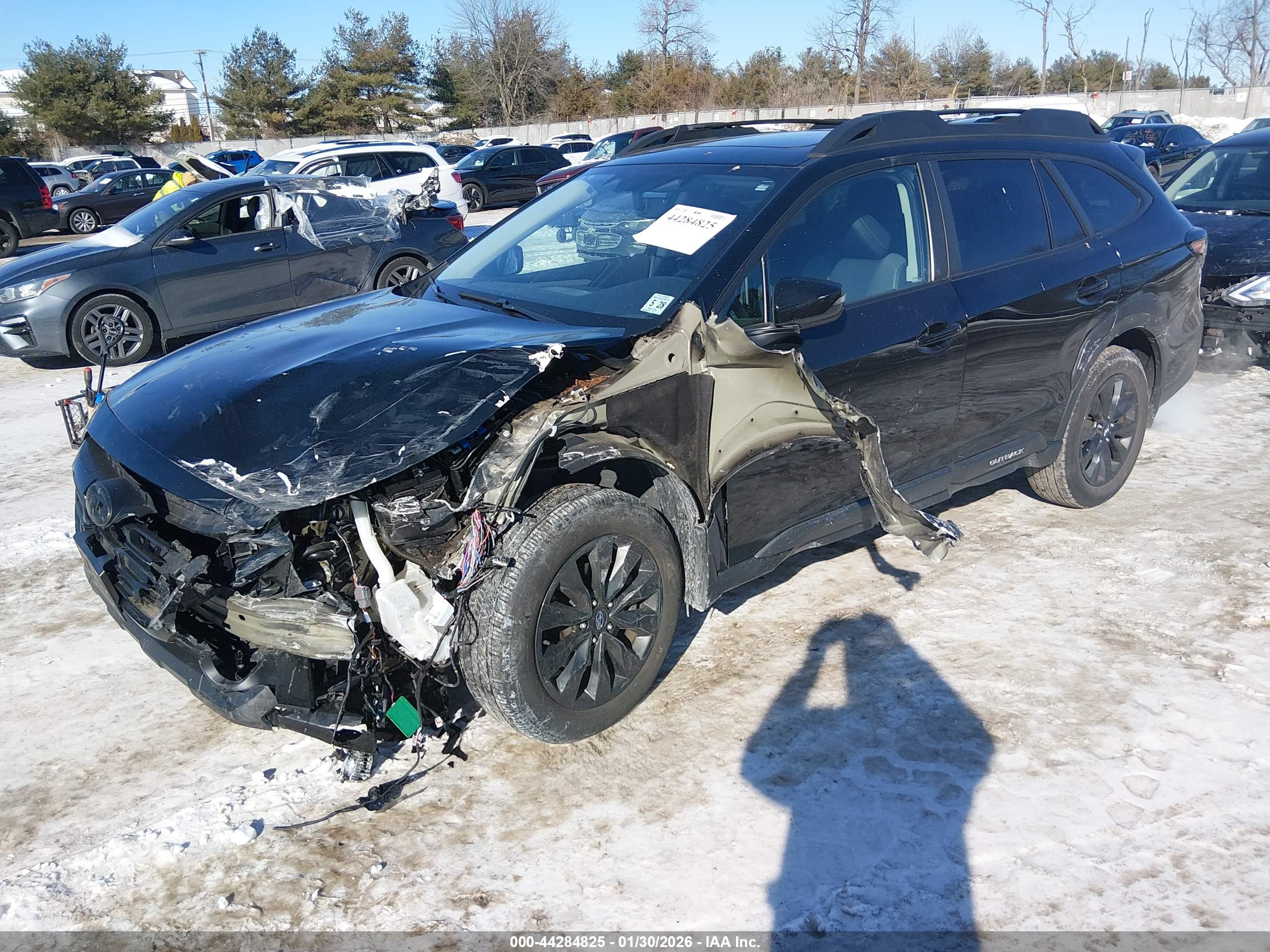 SUBARU OUTBACK image 2