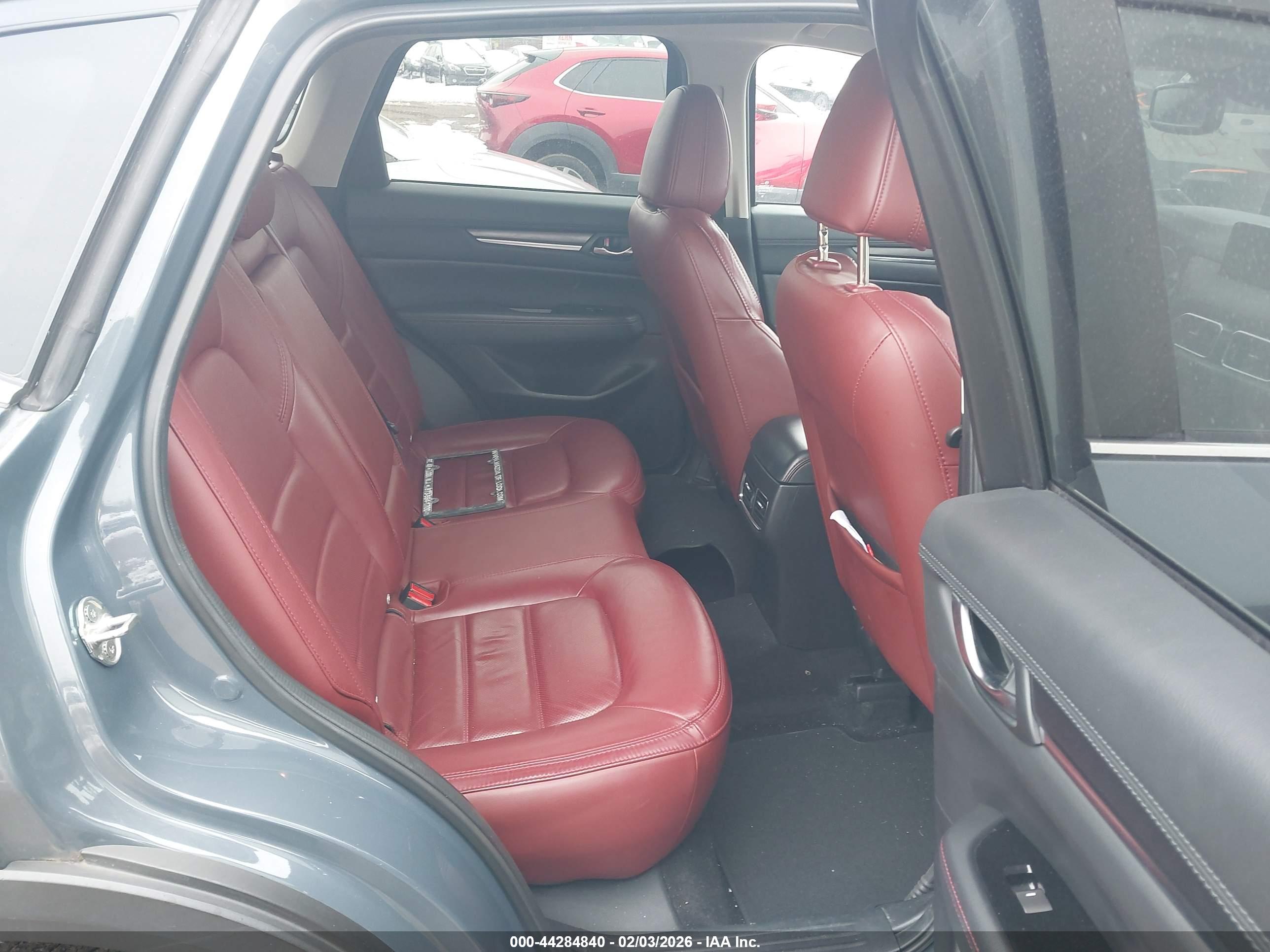 MAZDA CX-5 image 8