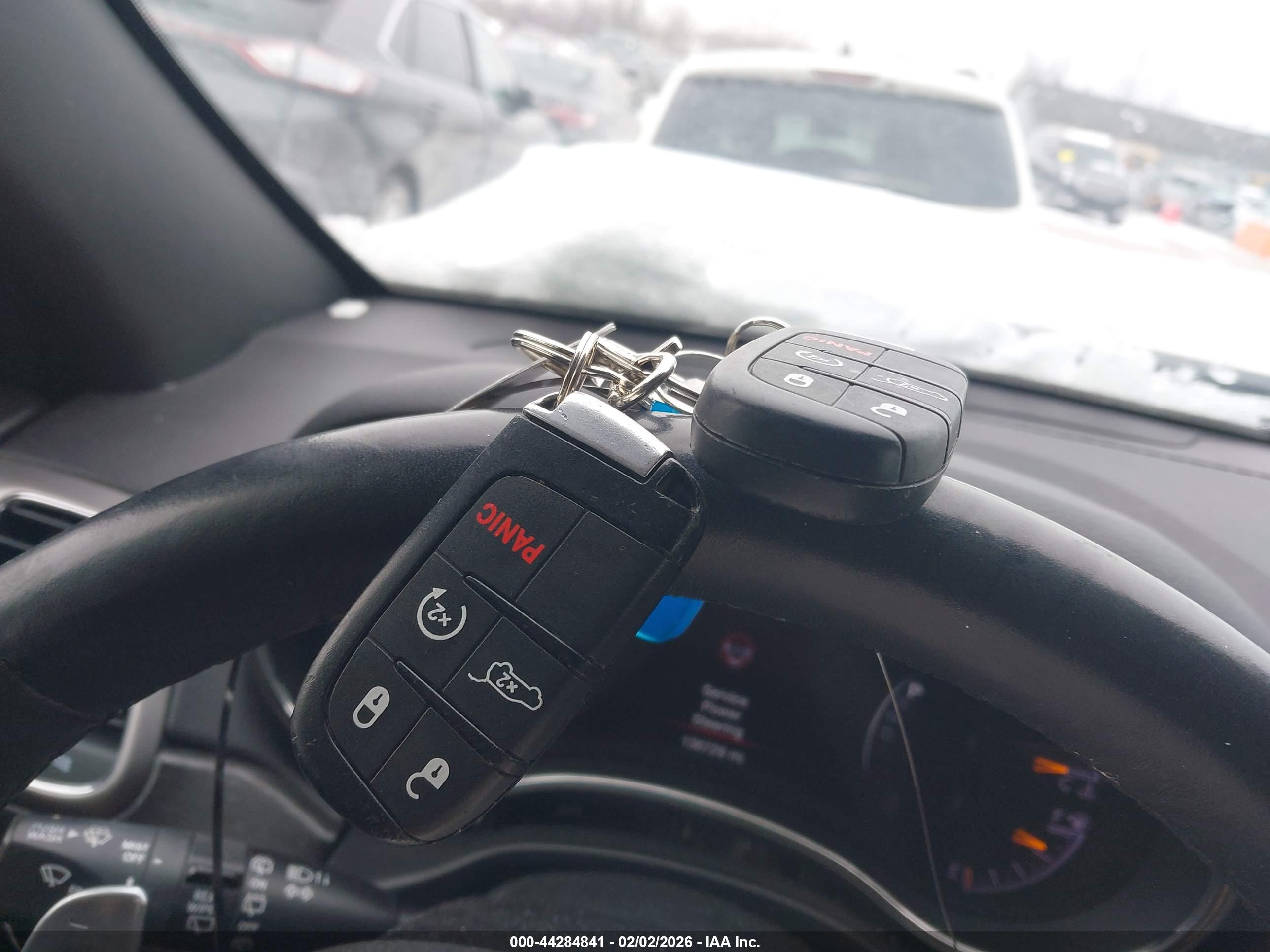 JEEP GRAND image 11