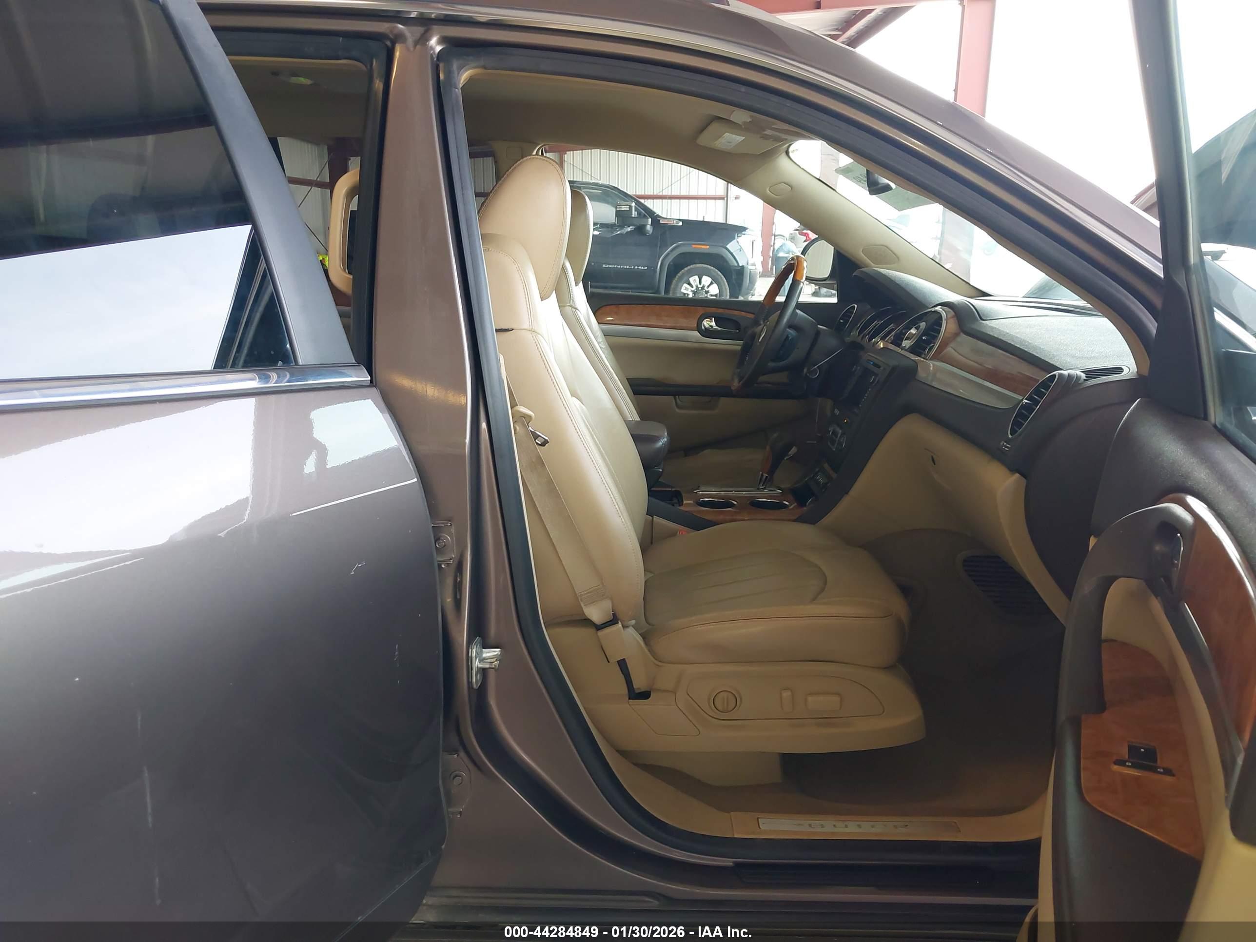BUICK ENCLAVE image 5