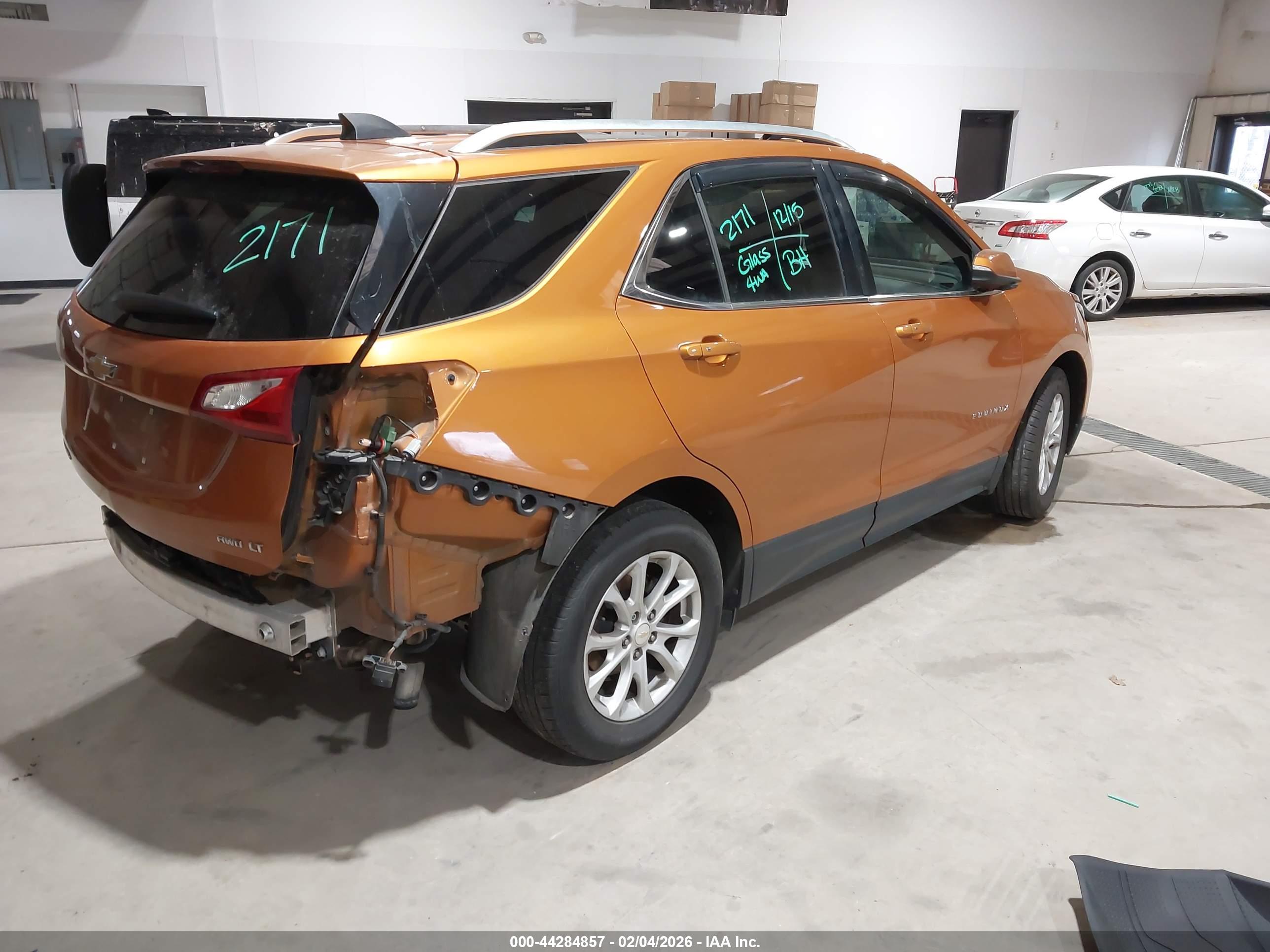 CHEVROLET EQUINOX image 4