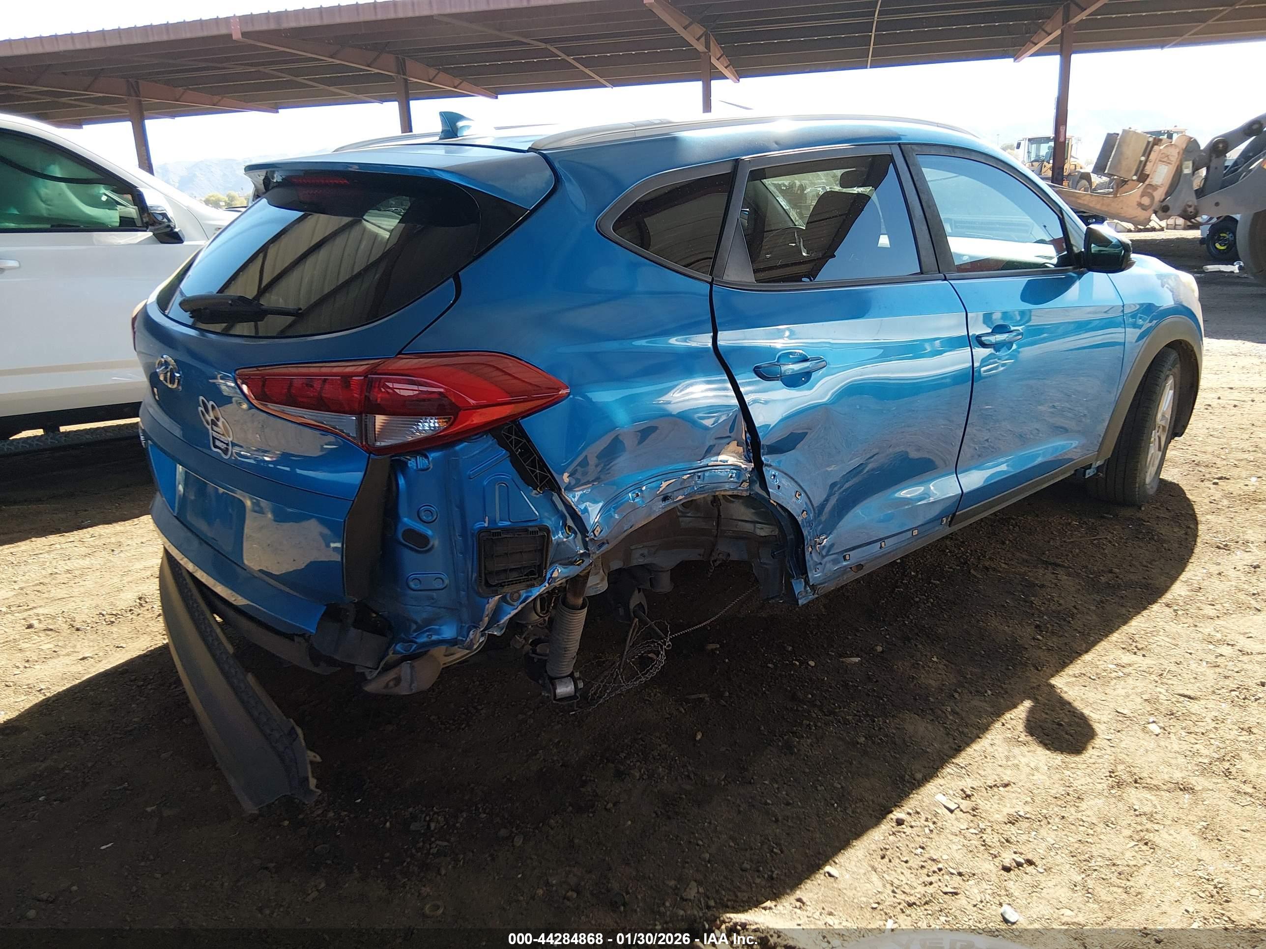HYUNDAI TUCSON image 6