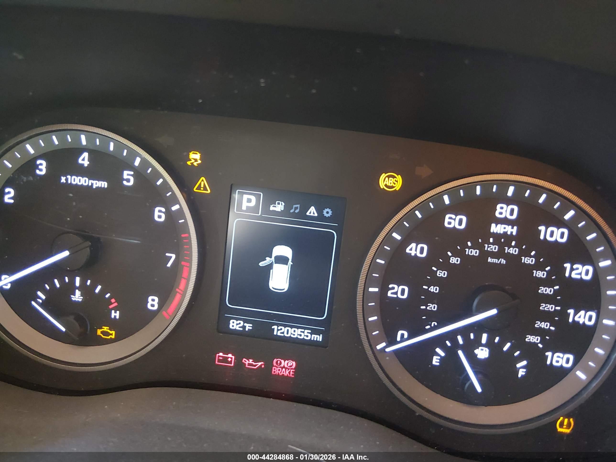HYUNDAI TUCSON image 7