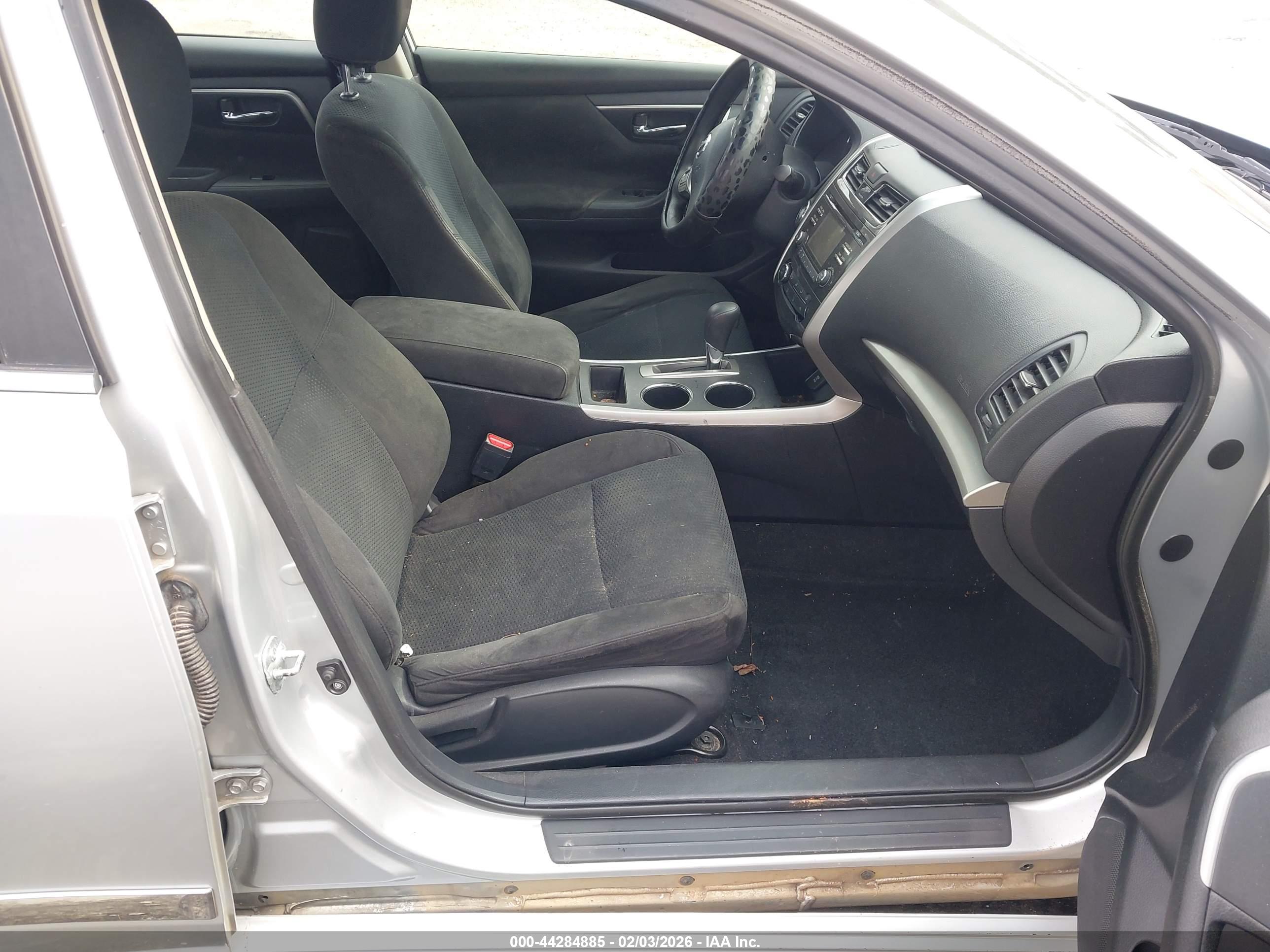 NISSAN ALTIMA image 5