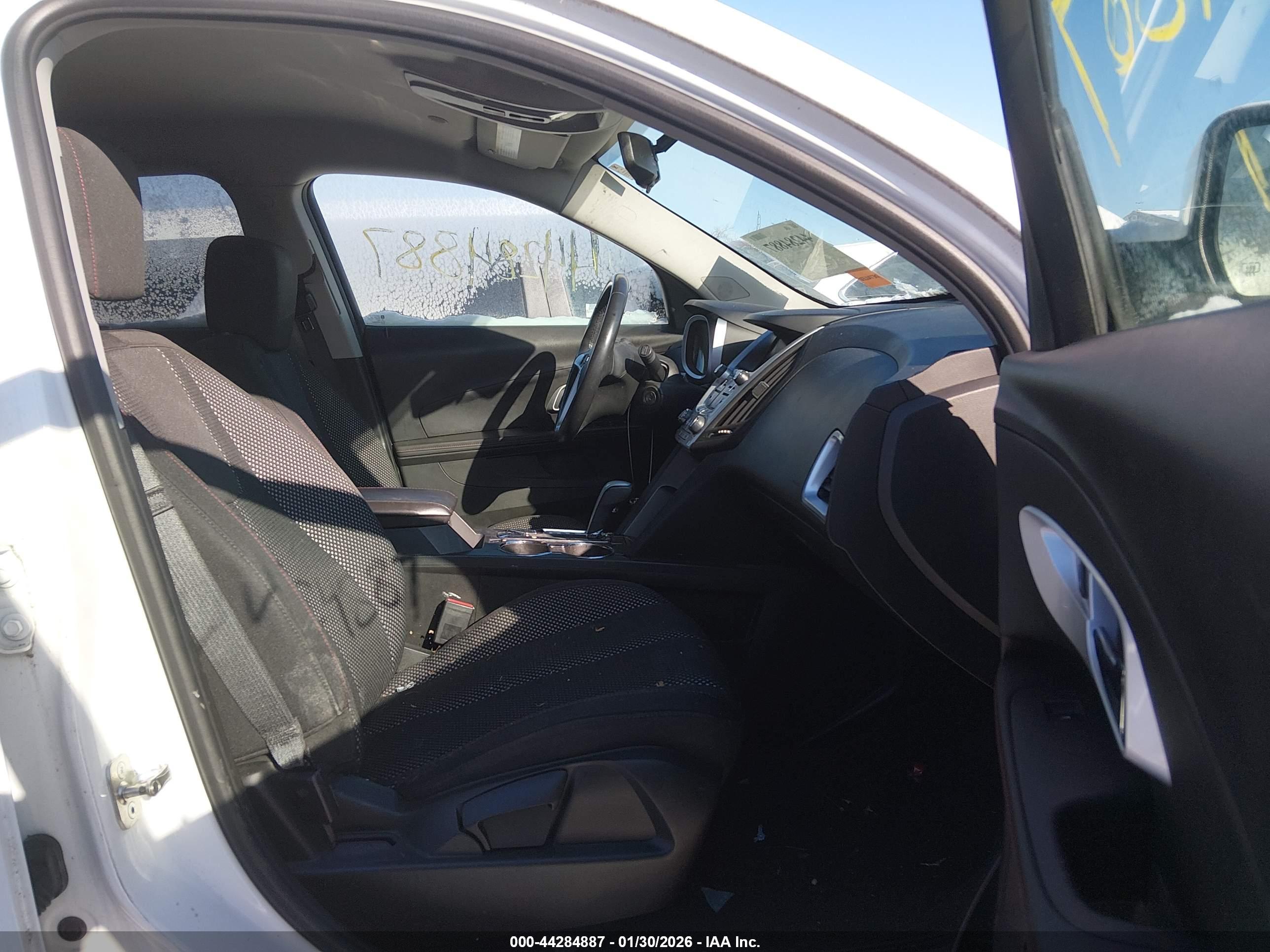 CHEVROLET EQUINOX image 5