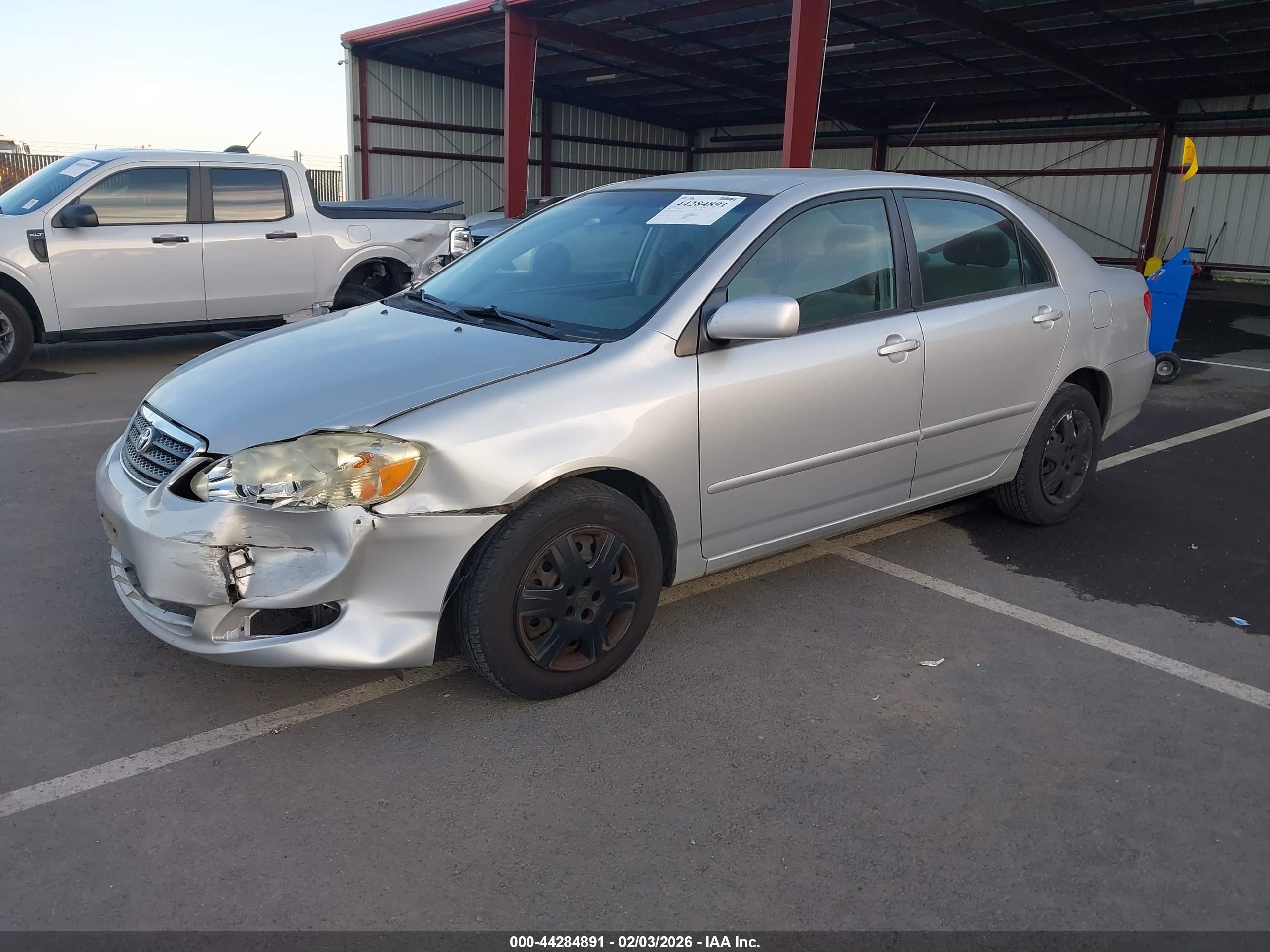 TOYOTA COROLLA image 2