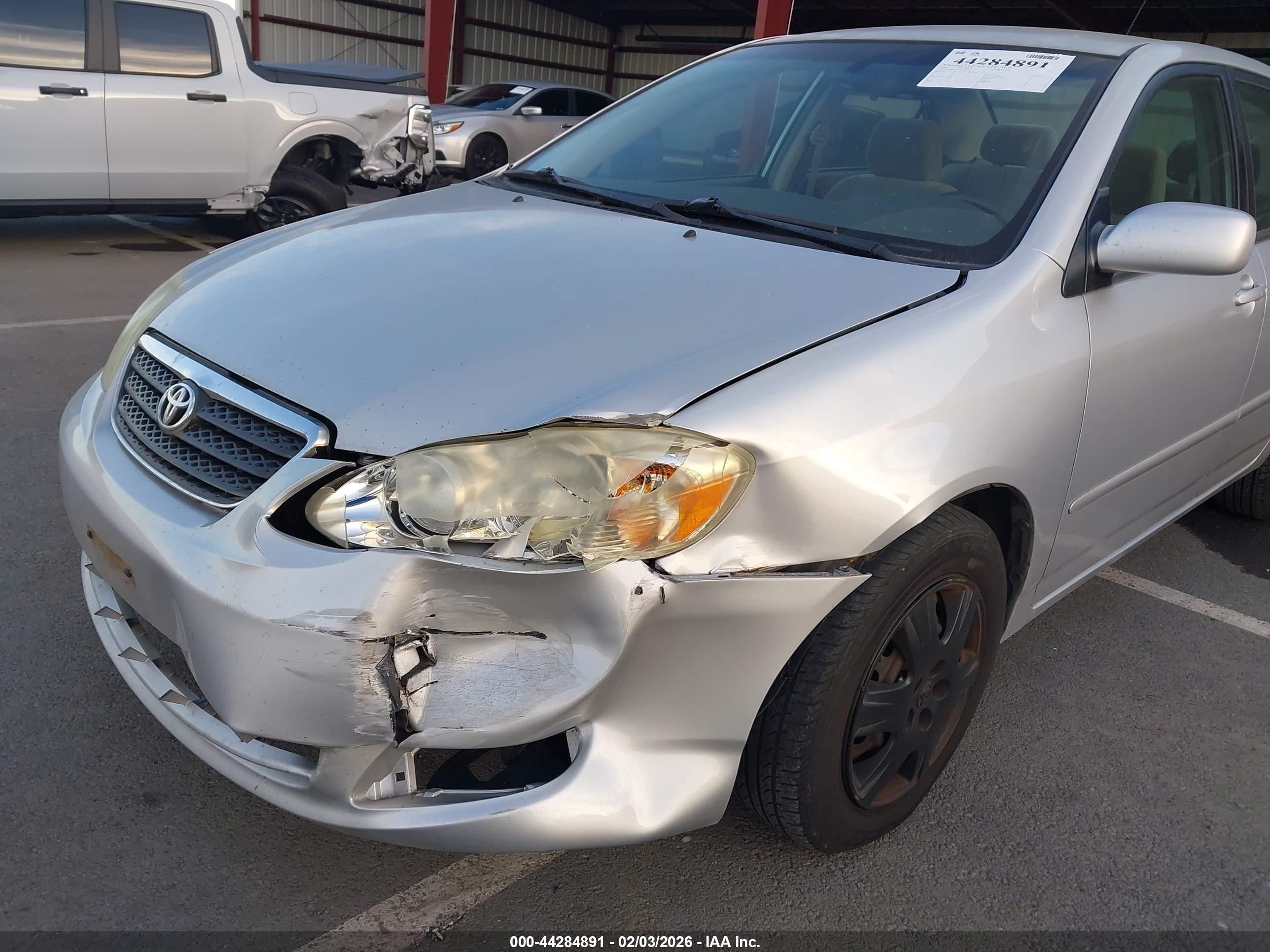 TOYOTA COROLLA image 6