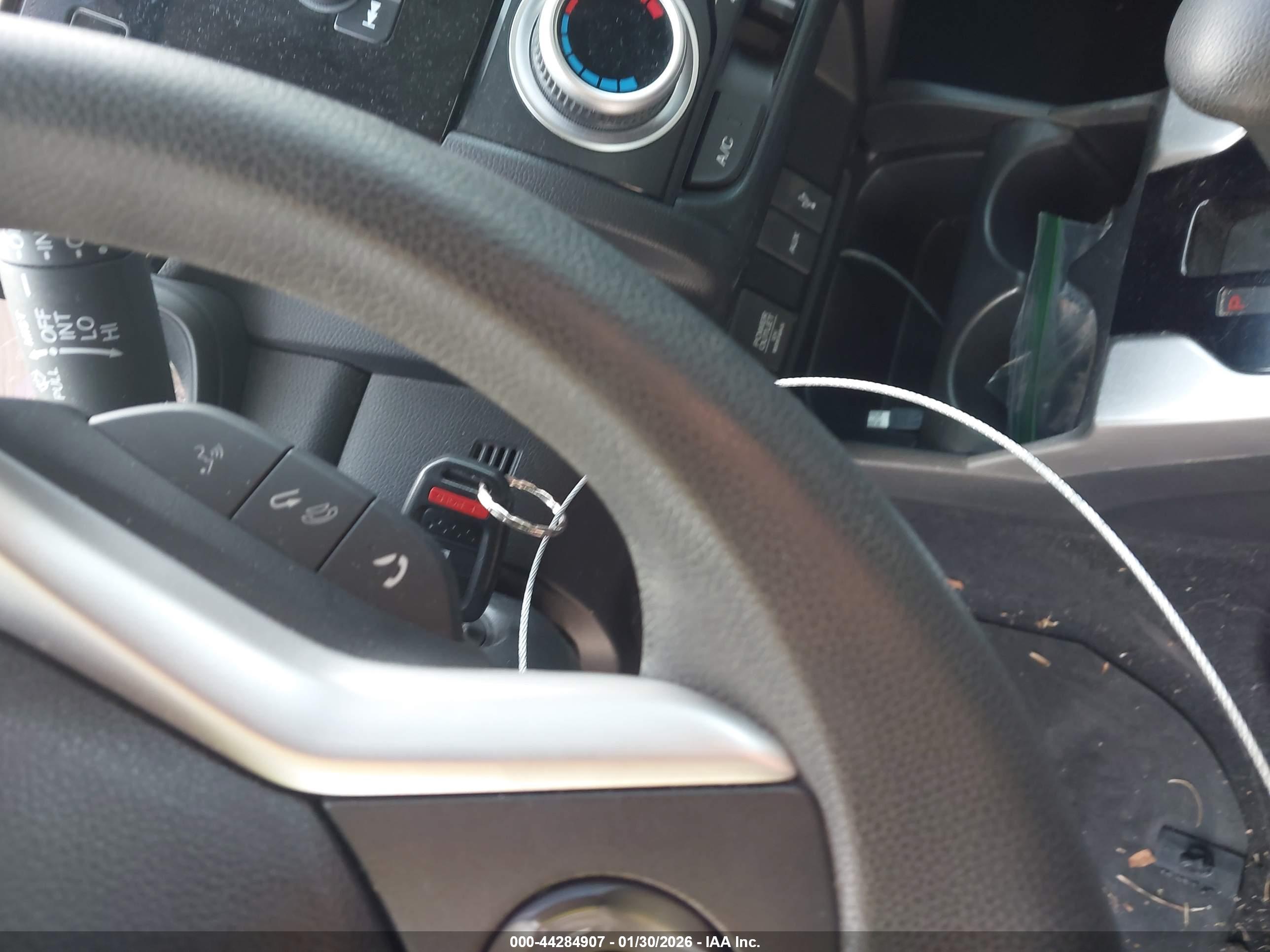 HONDA FIT image 11