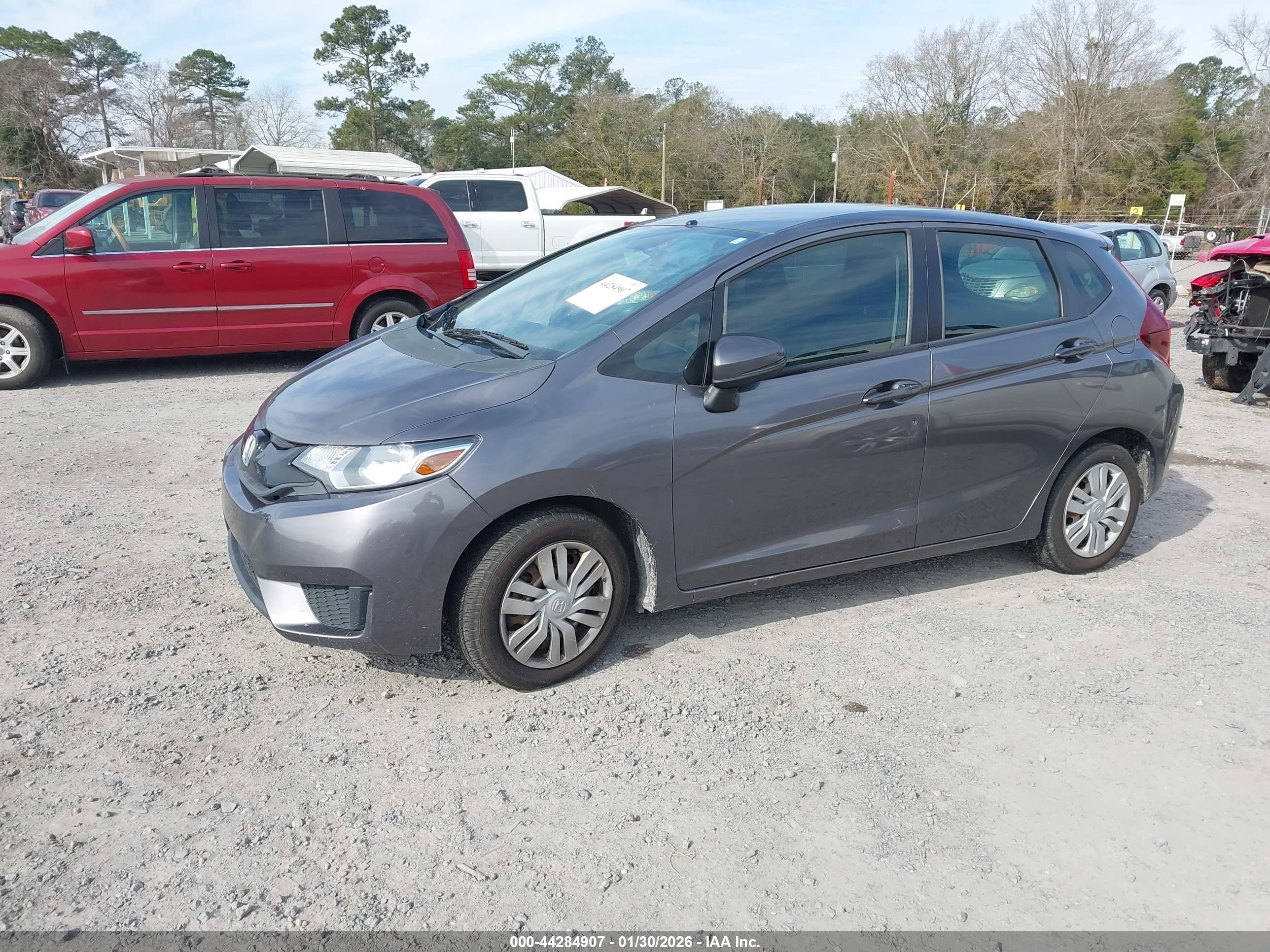 HONDA FIT image 2