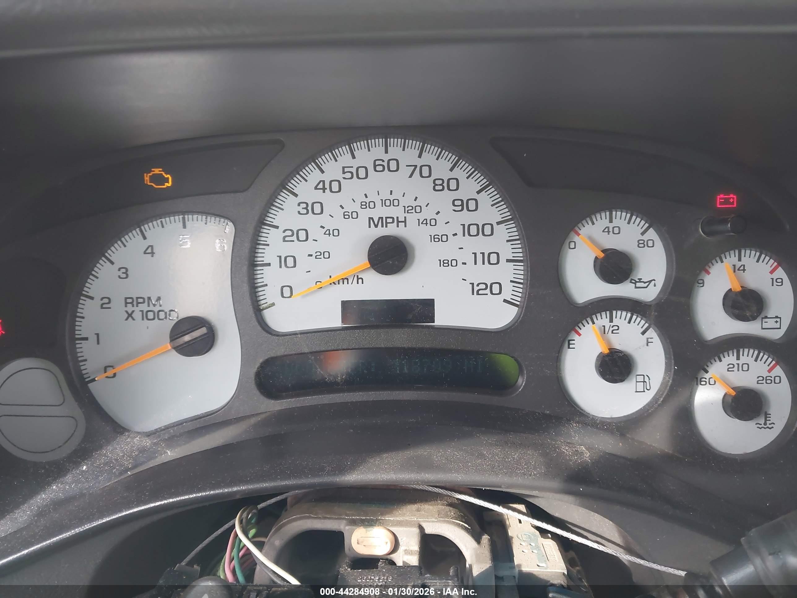 CHEVROLET SILVERADO image 7