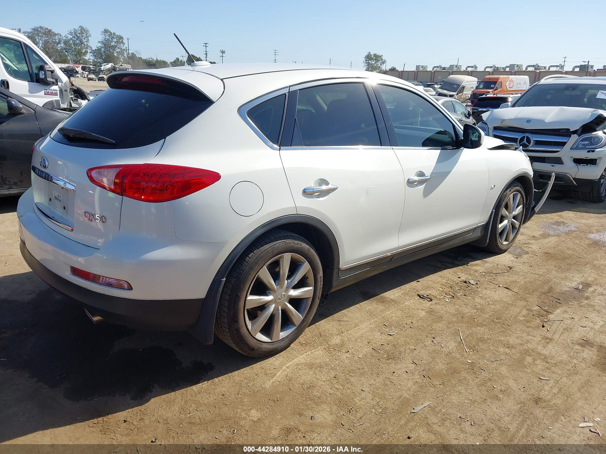 INFINITI QX50 image 4