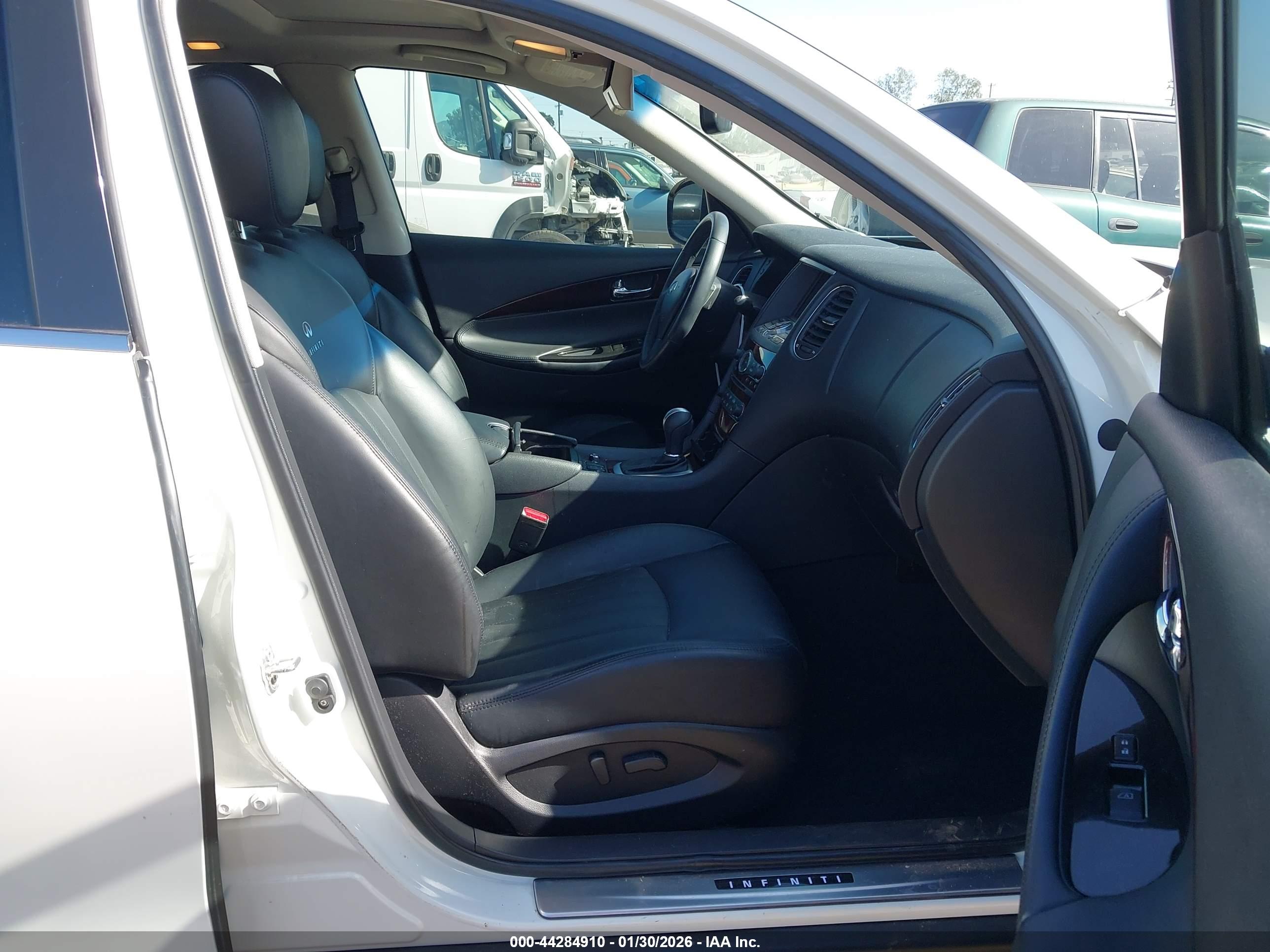 INFINITI QX50 image 5