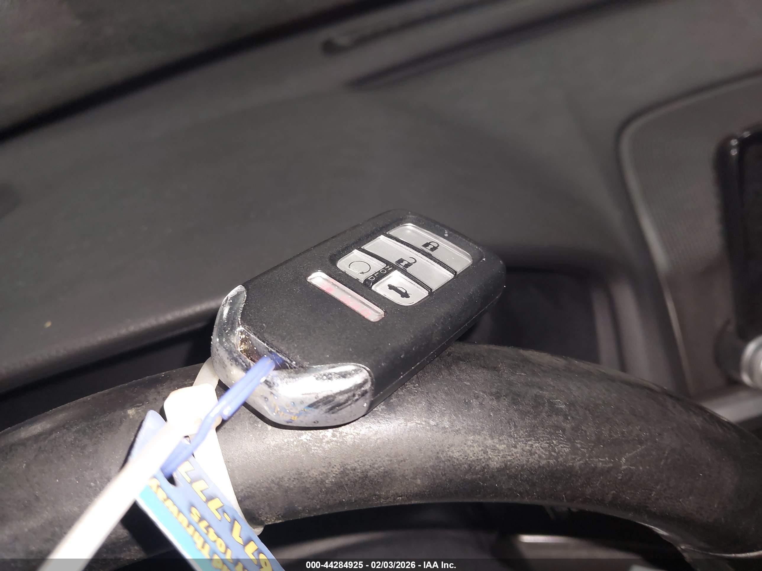 HONDA ACCORD image 11