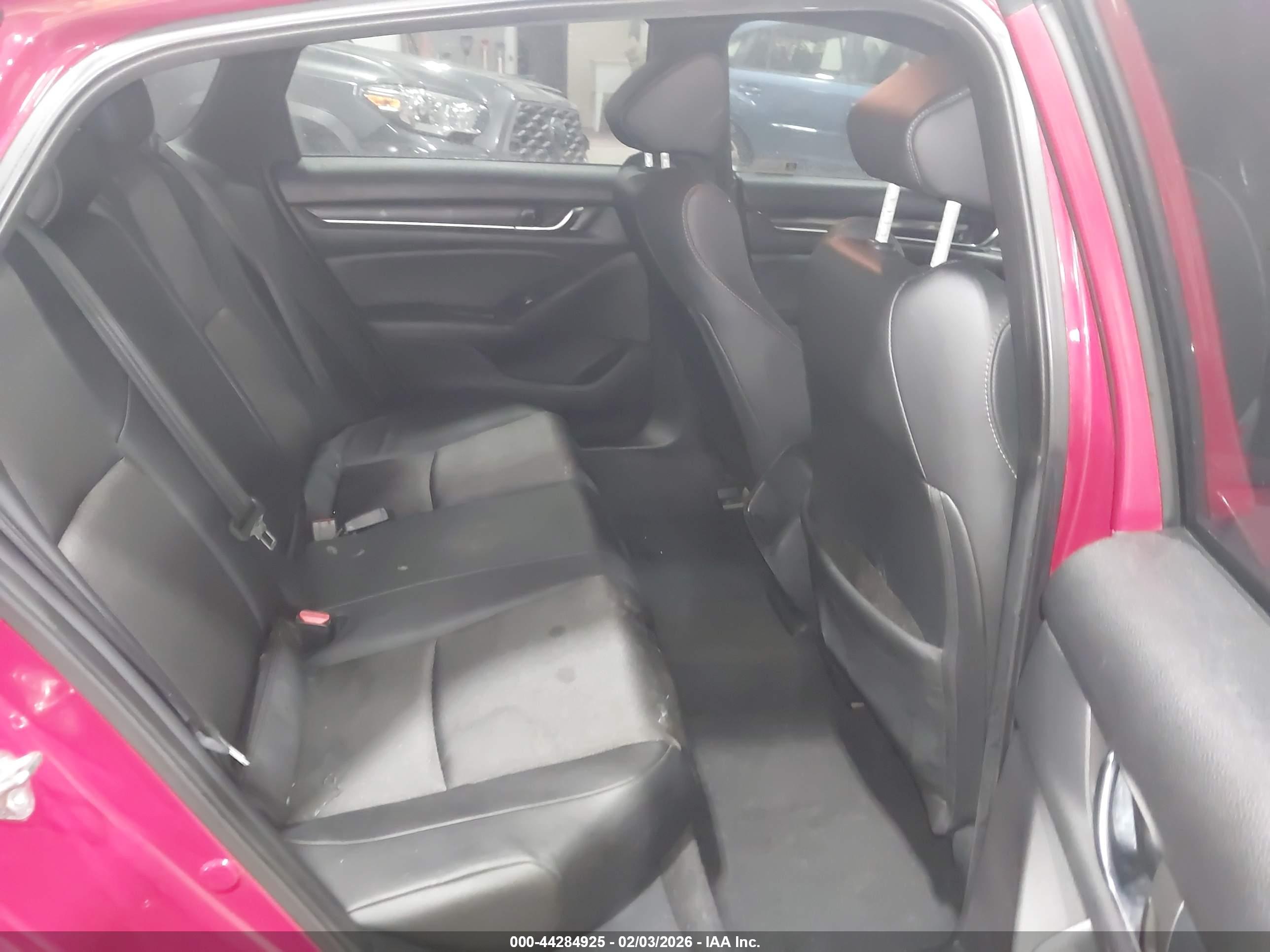 HONDA ACCORD image 8