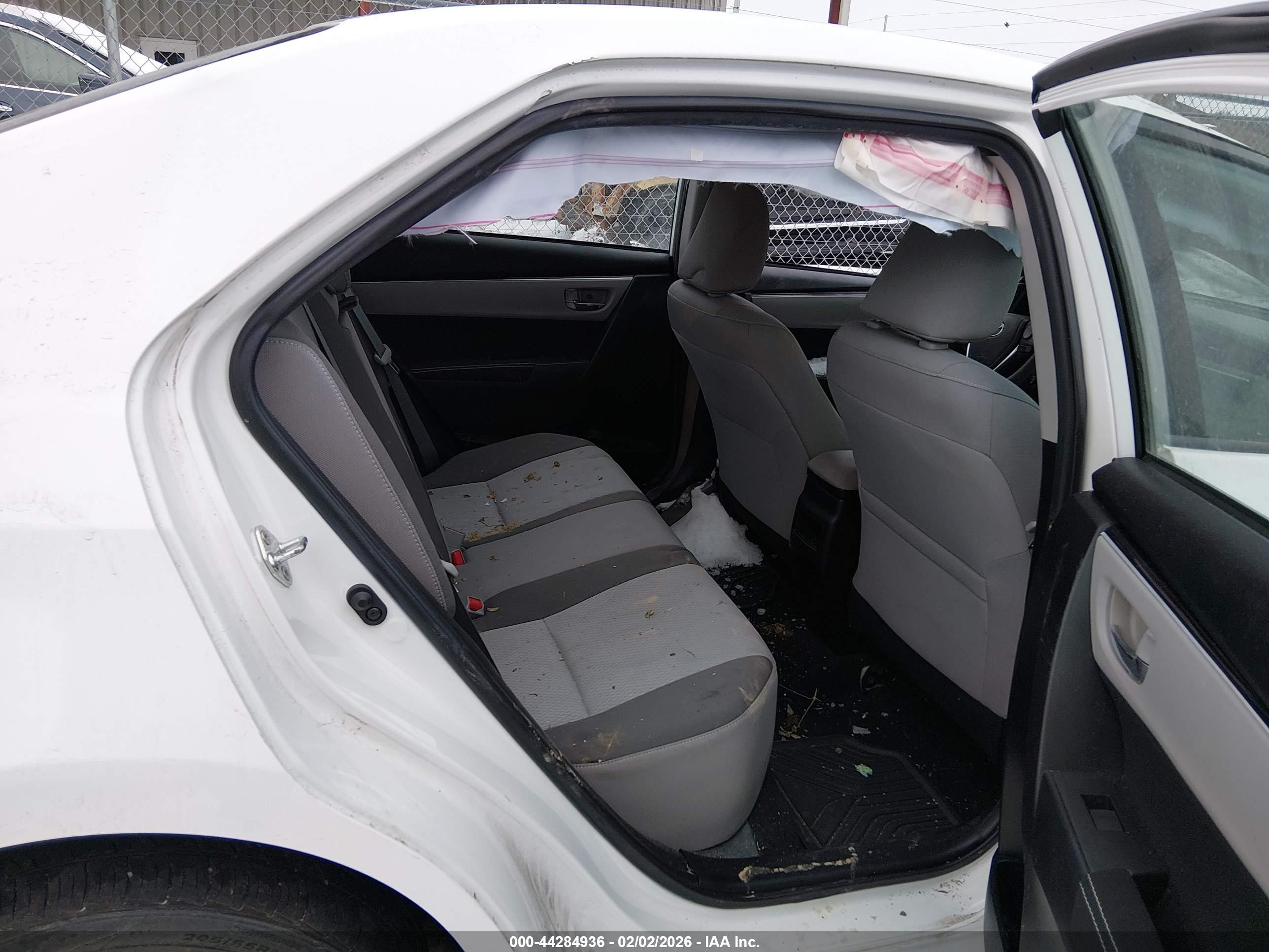 TOYOTA COROLLA image 8