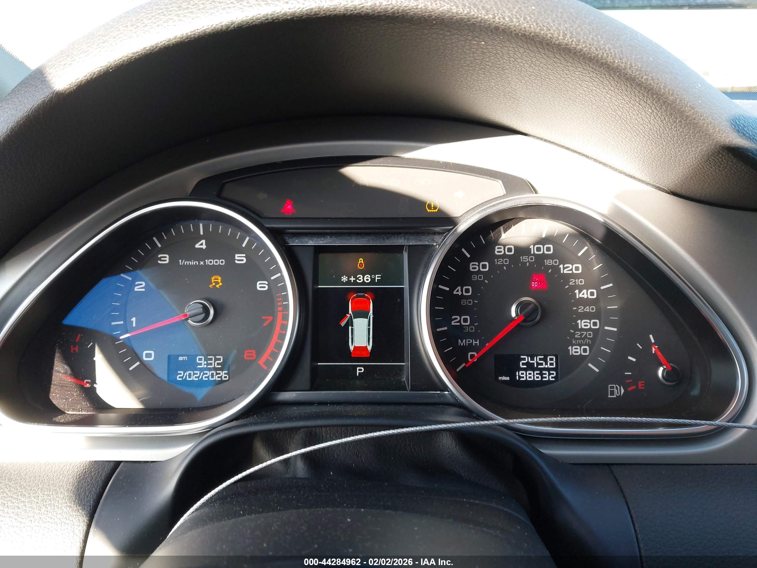 AUDI Q7 image 7