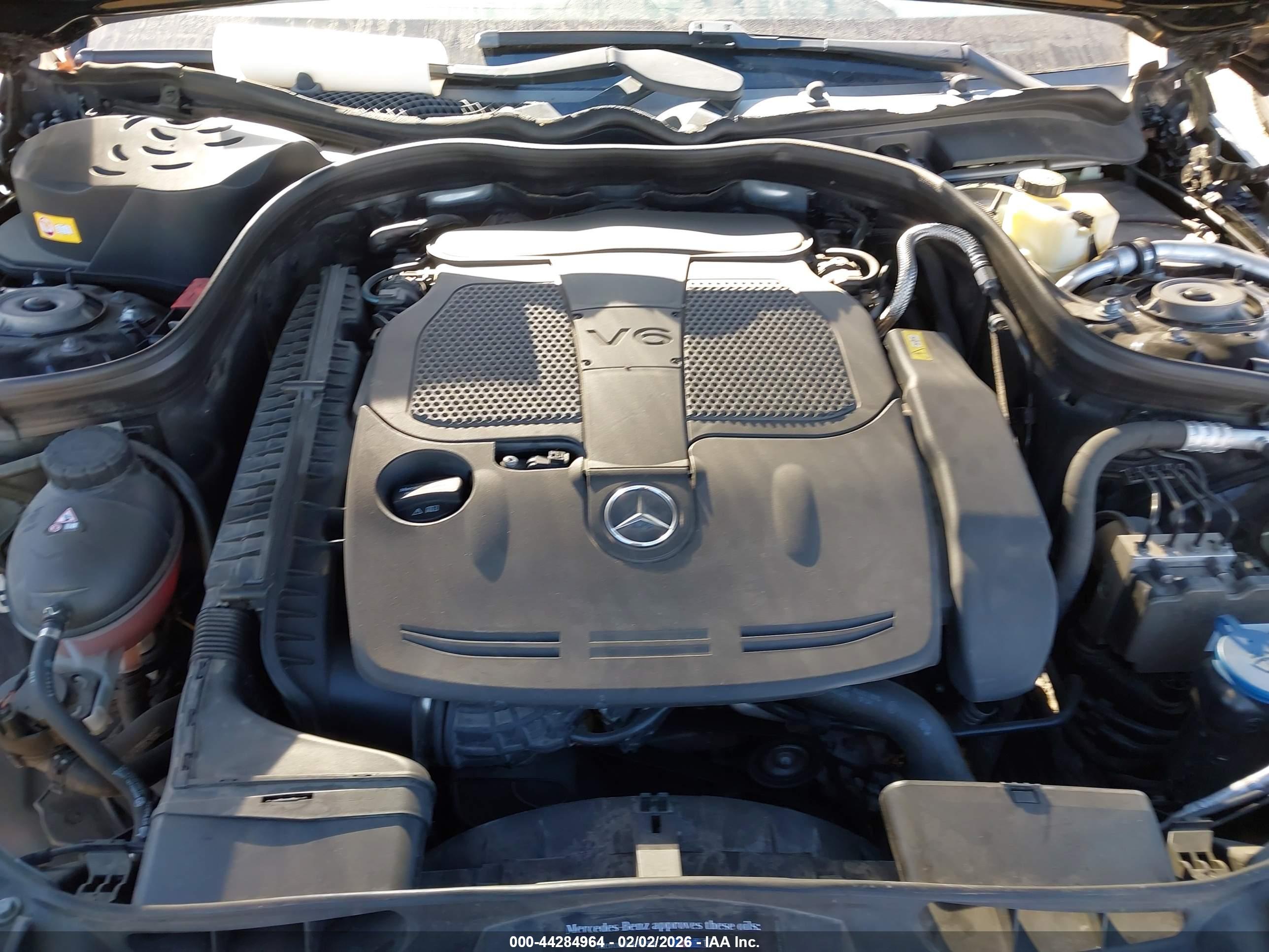 MERCEDES-BENZ E image 10